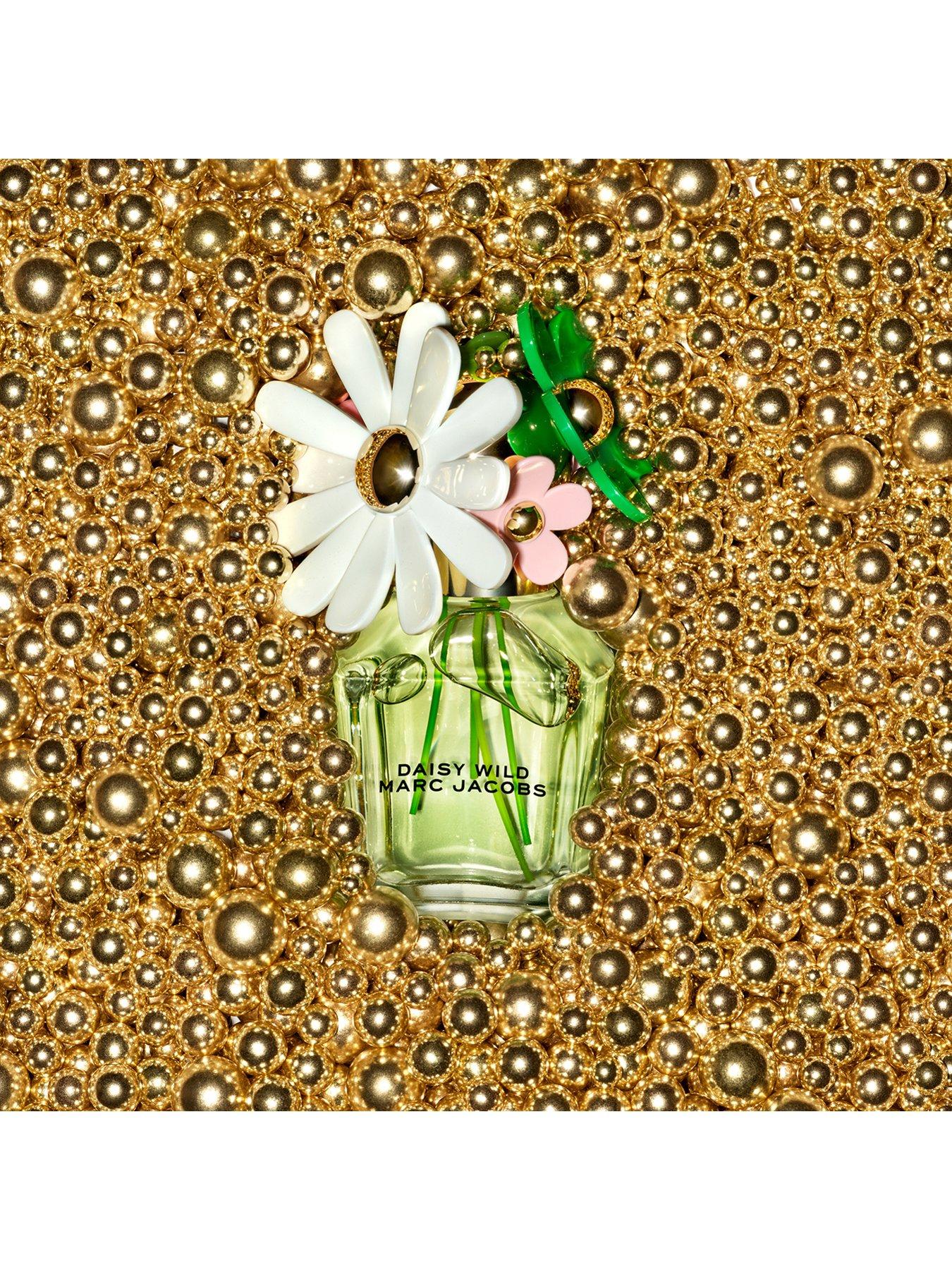 marc-jacobs-marc-jacobs-daisy-wild-eau-de-parfum-for-women-duo-gift-set-50mldetail