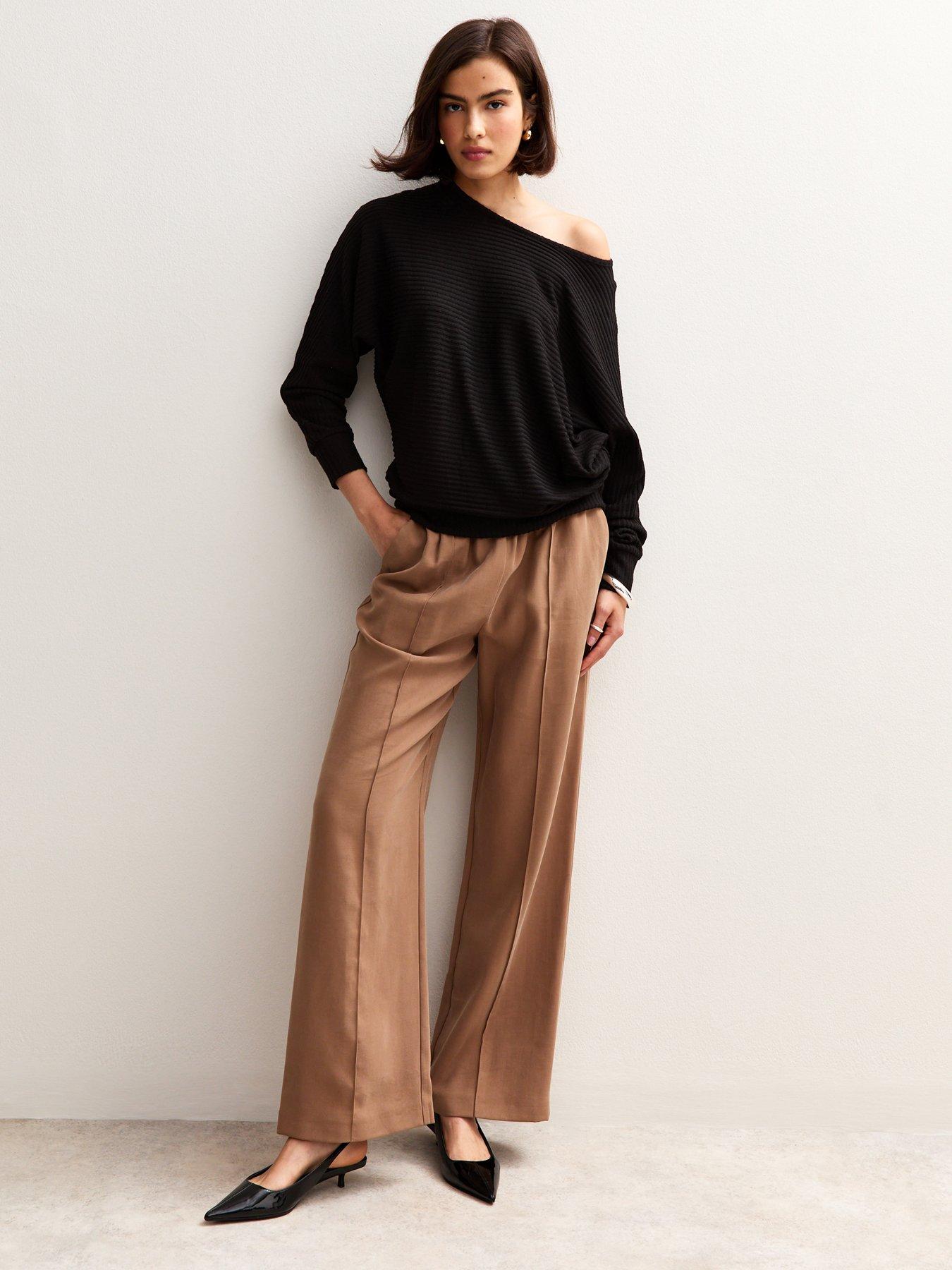 new-look-soft-touch-ribbed-batwing-sleeve-top-blackoutfit