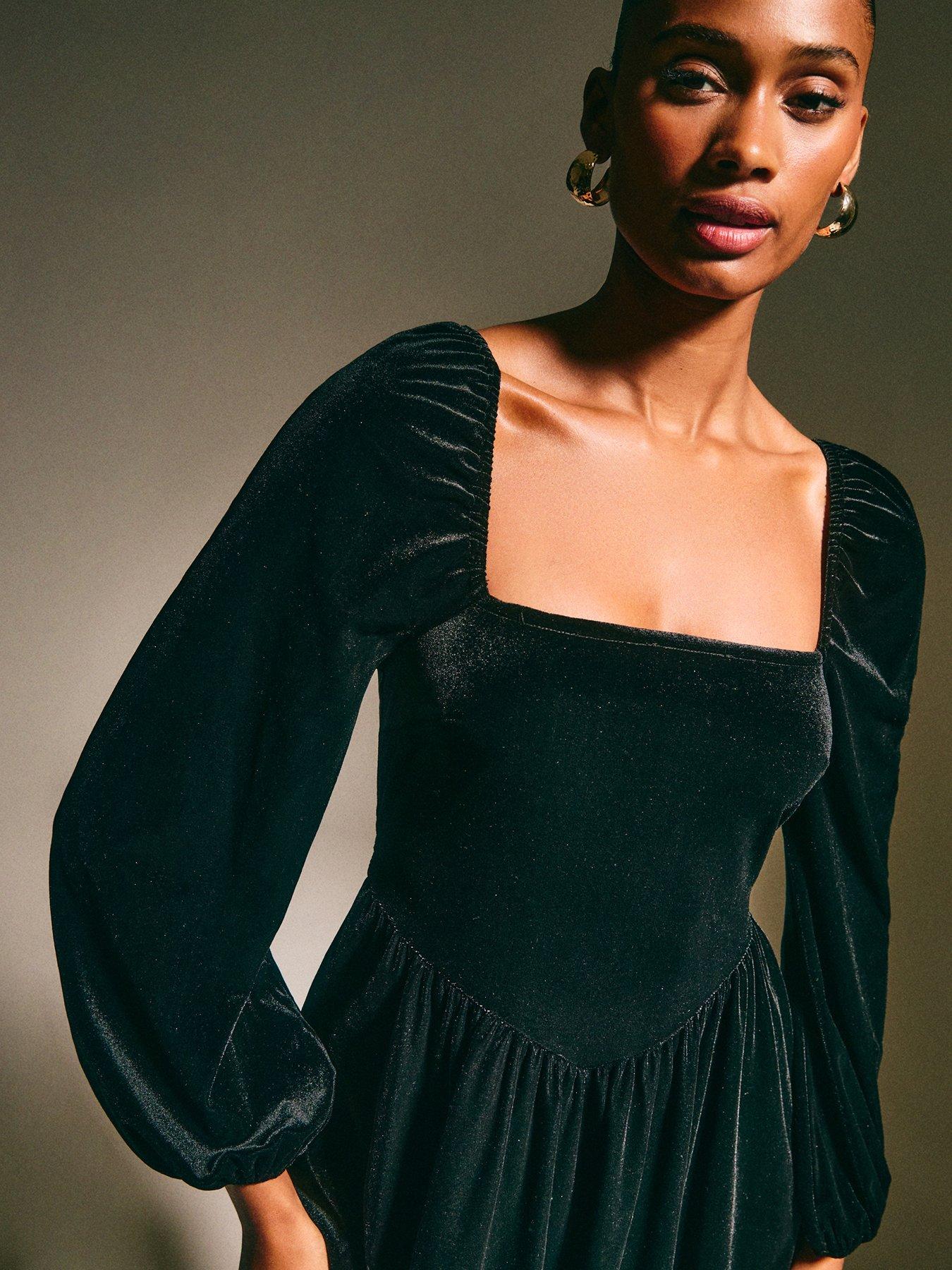 new-look-velvet-square-neck-mini-dress-blackoutfit