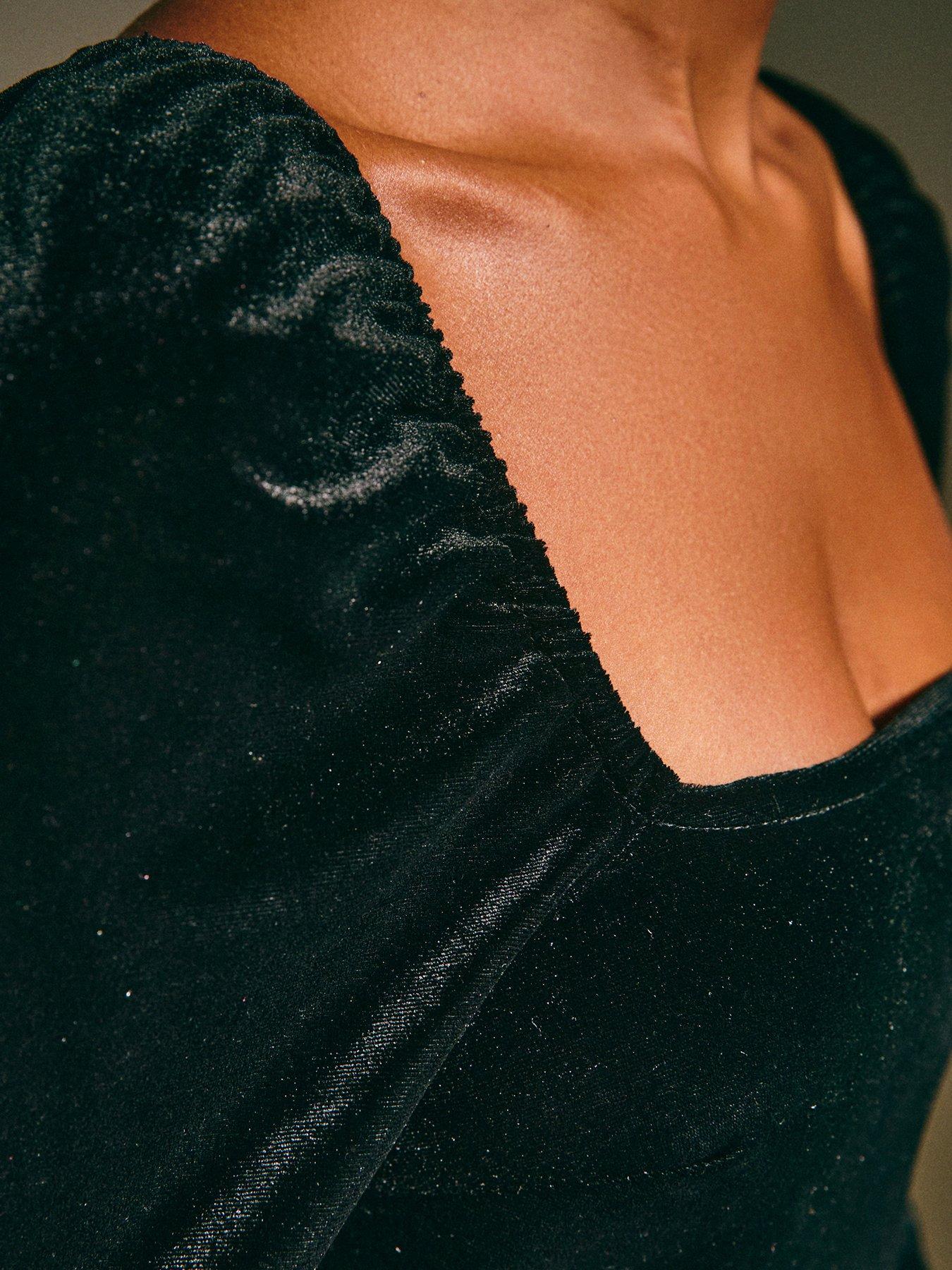 new-look-velvet-square-neck-mini-dress-blackdetail