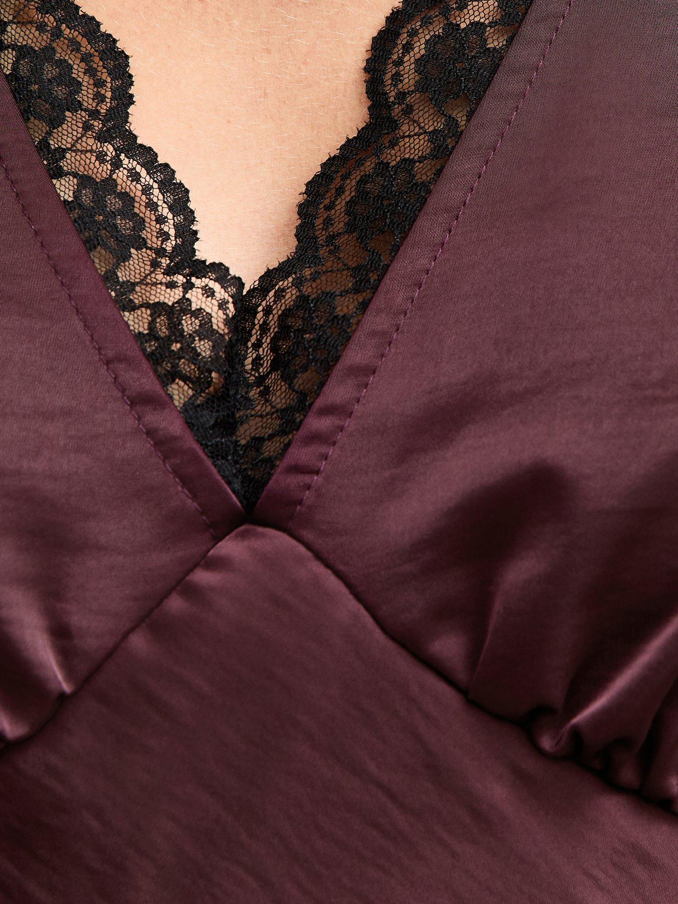 new-look-satin-lace-trim-blouse-burgundydetail