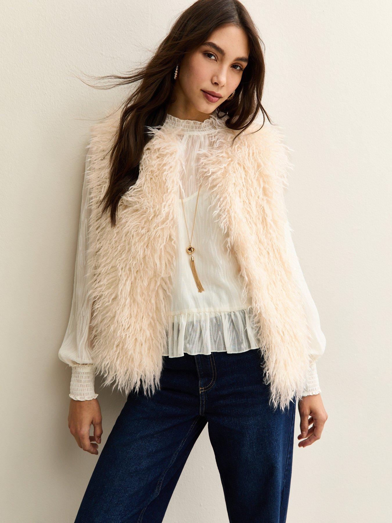 new-look-off-white-faux-fur-gilet