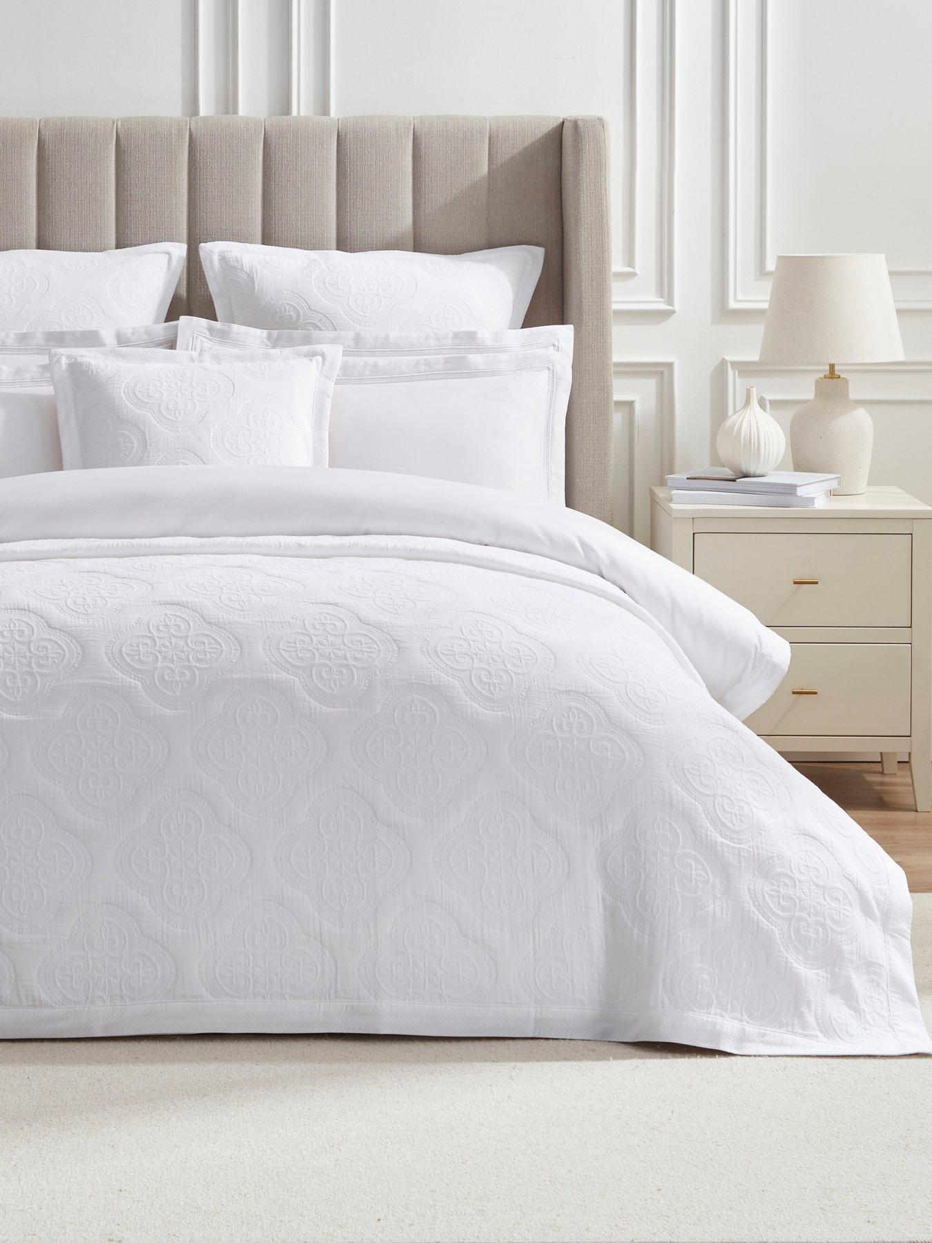 dusk-cannes-matelasse-range-bedspread-whitefront