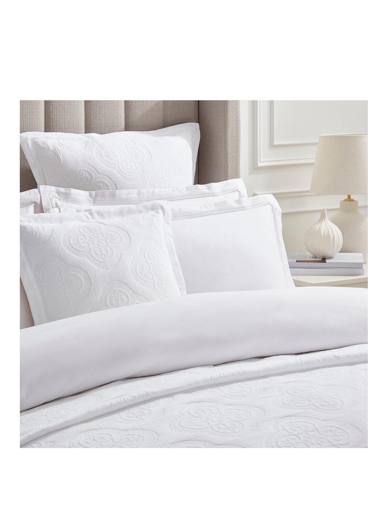 dusk-cannes-matelasse-range-bedspread-whitestillFront