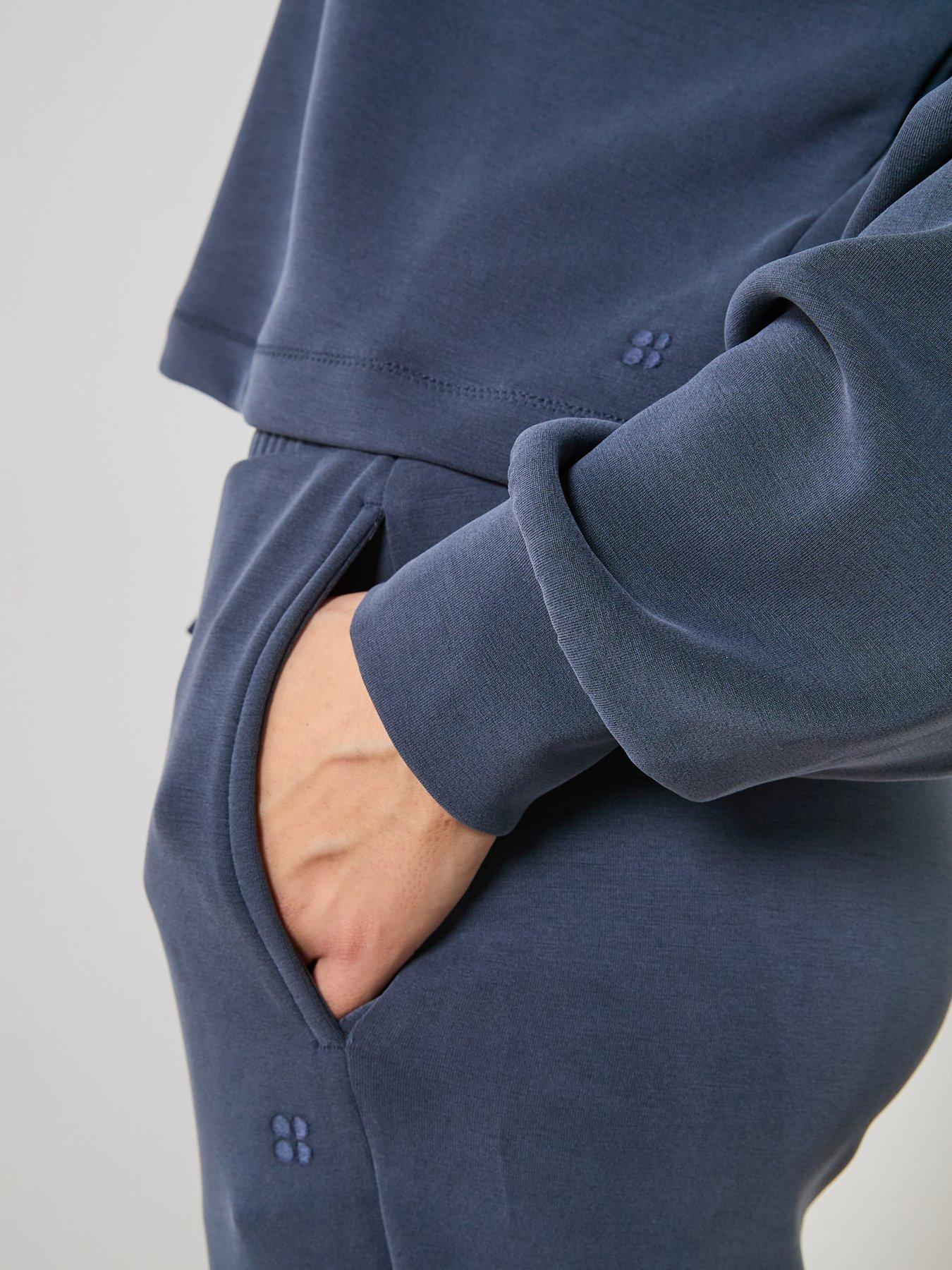 Image 4 of 4 of Sweaty Betty Womens Training Sand Wash Joggers - Navy