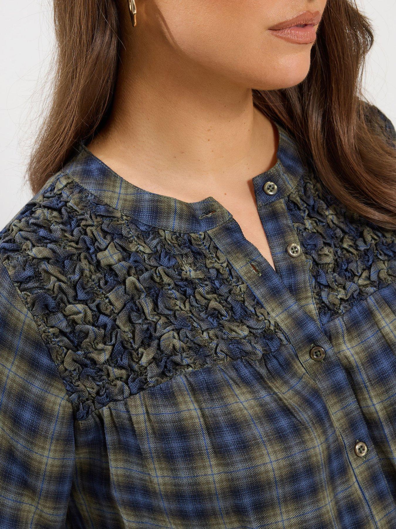 yours-curve-shirred-panel-check-blouse-greenoutfit