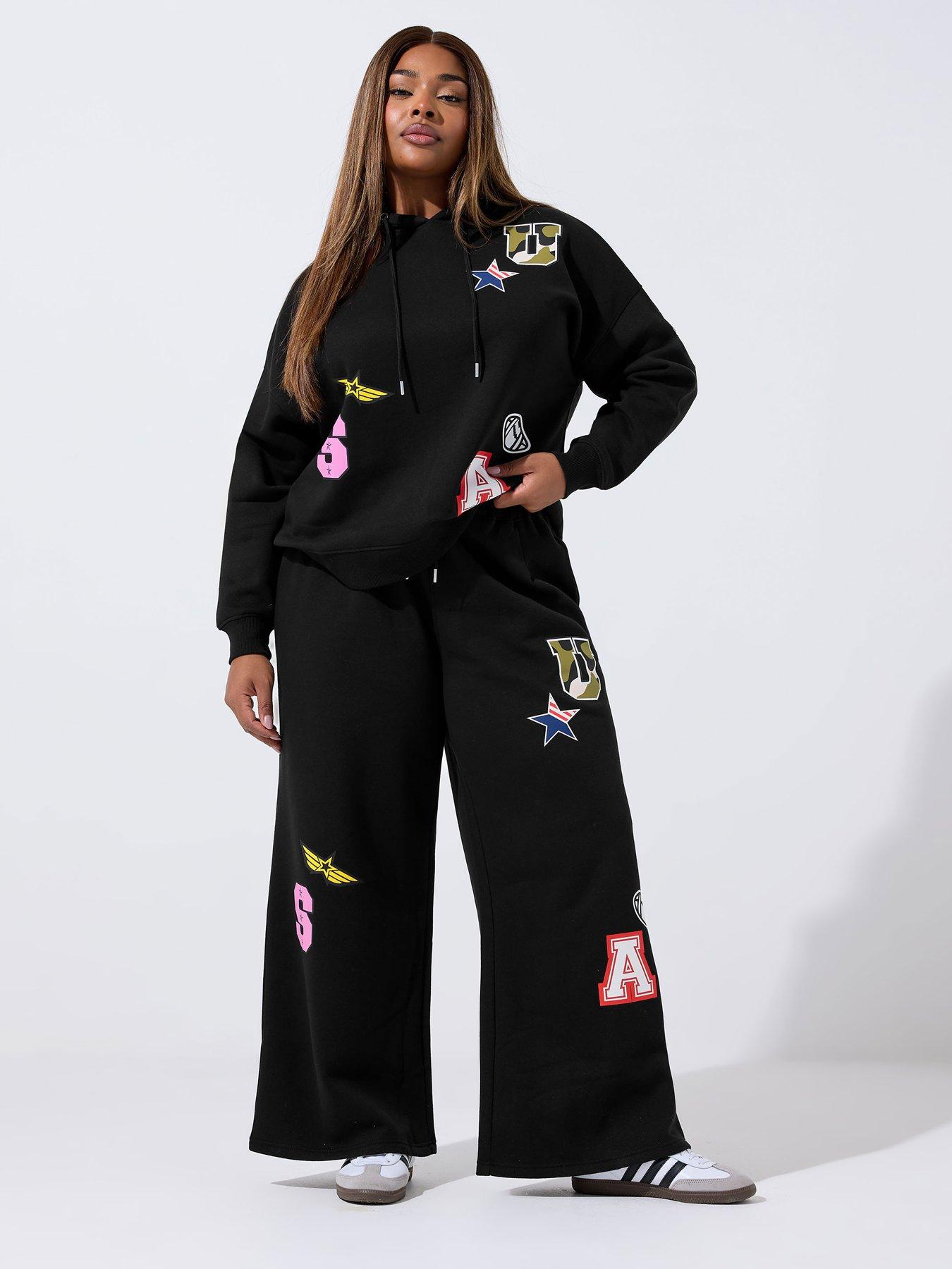 yours-curve-printed-badge-hoodie-blackback