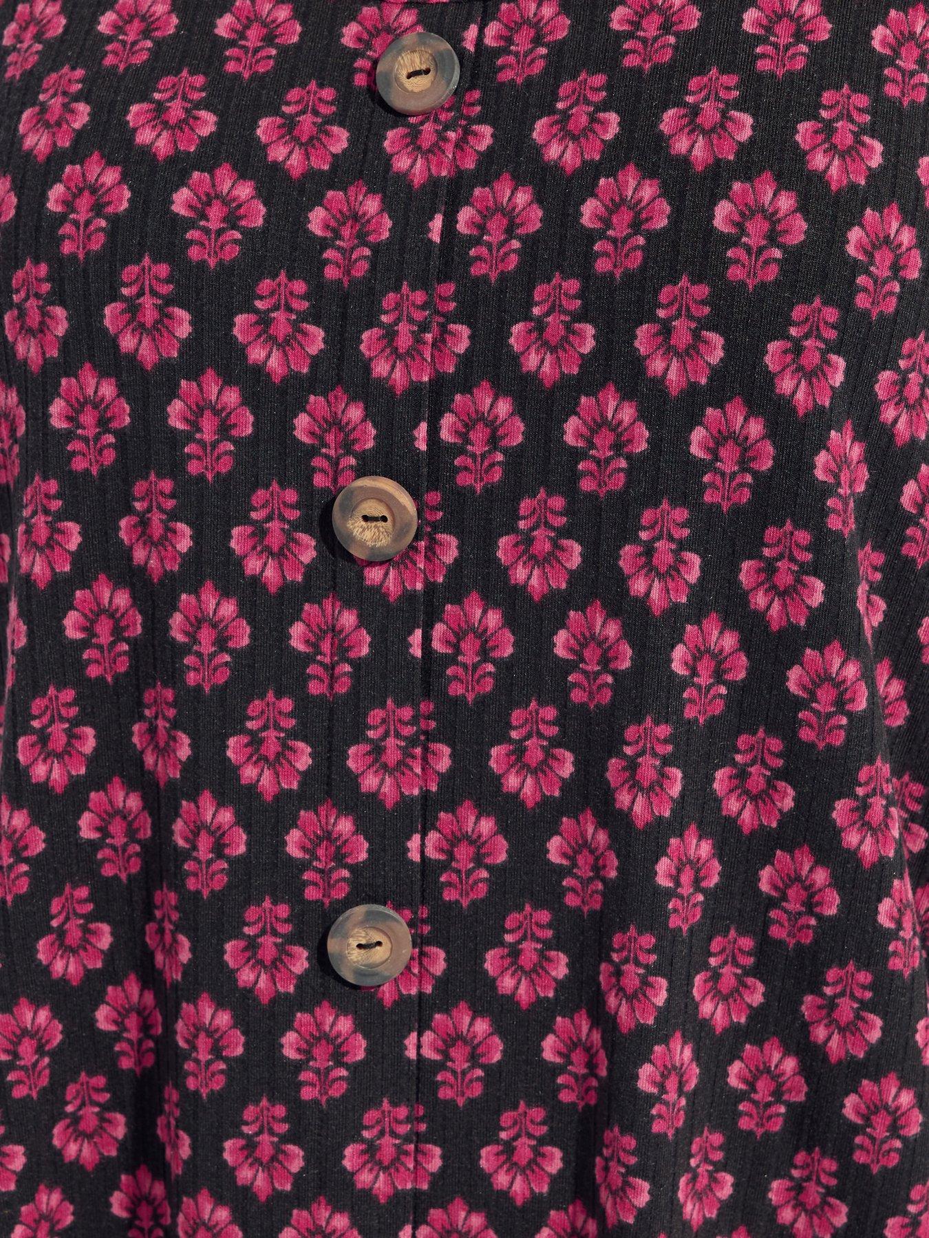 Image 4 of 4 of Yours Curve Rib Button Swing Top - Pink