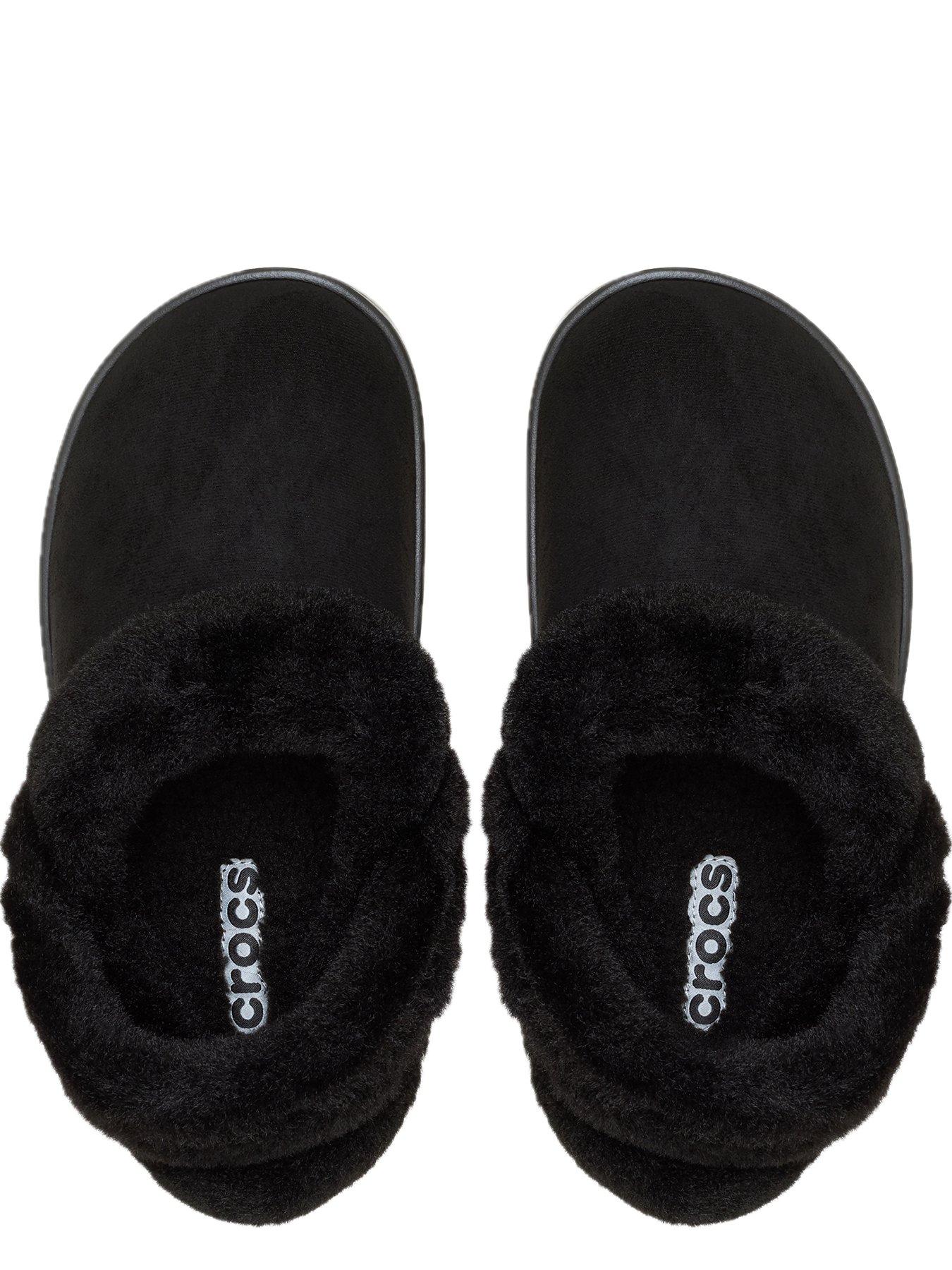 Image 4 of 7 of Crocs Men's Classic Unfurgettable Sueded Clog Sandal - Black