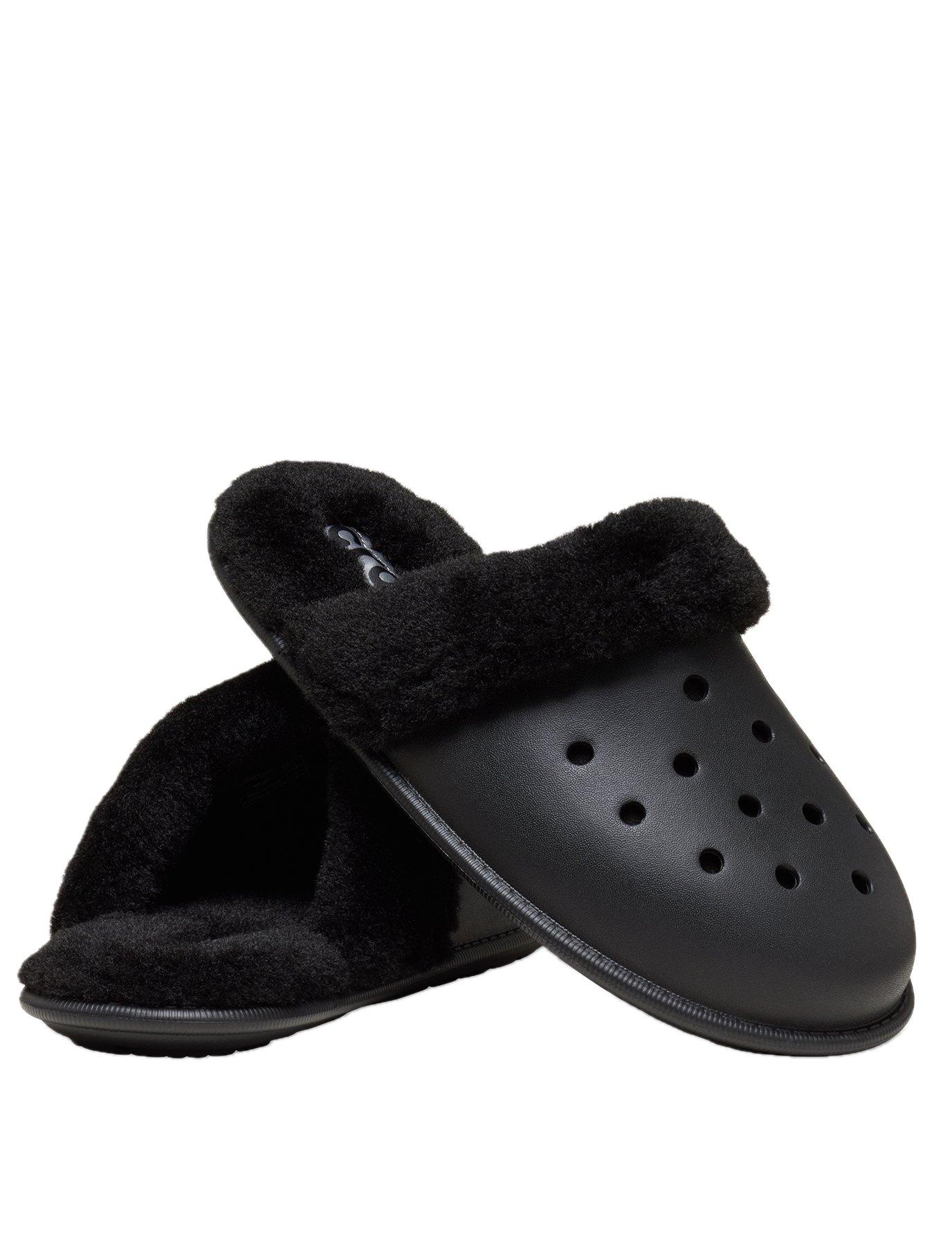crocs-crocs-mens-classic-fuzz-scuff-slipperstillFront