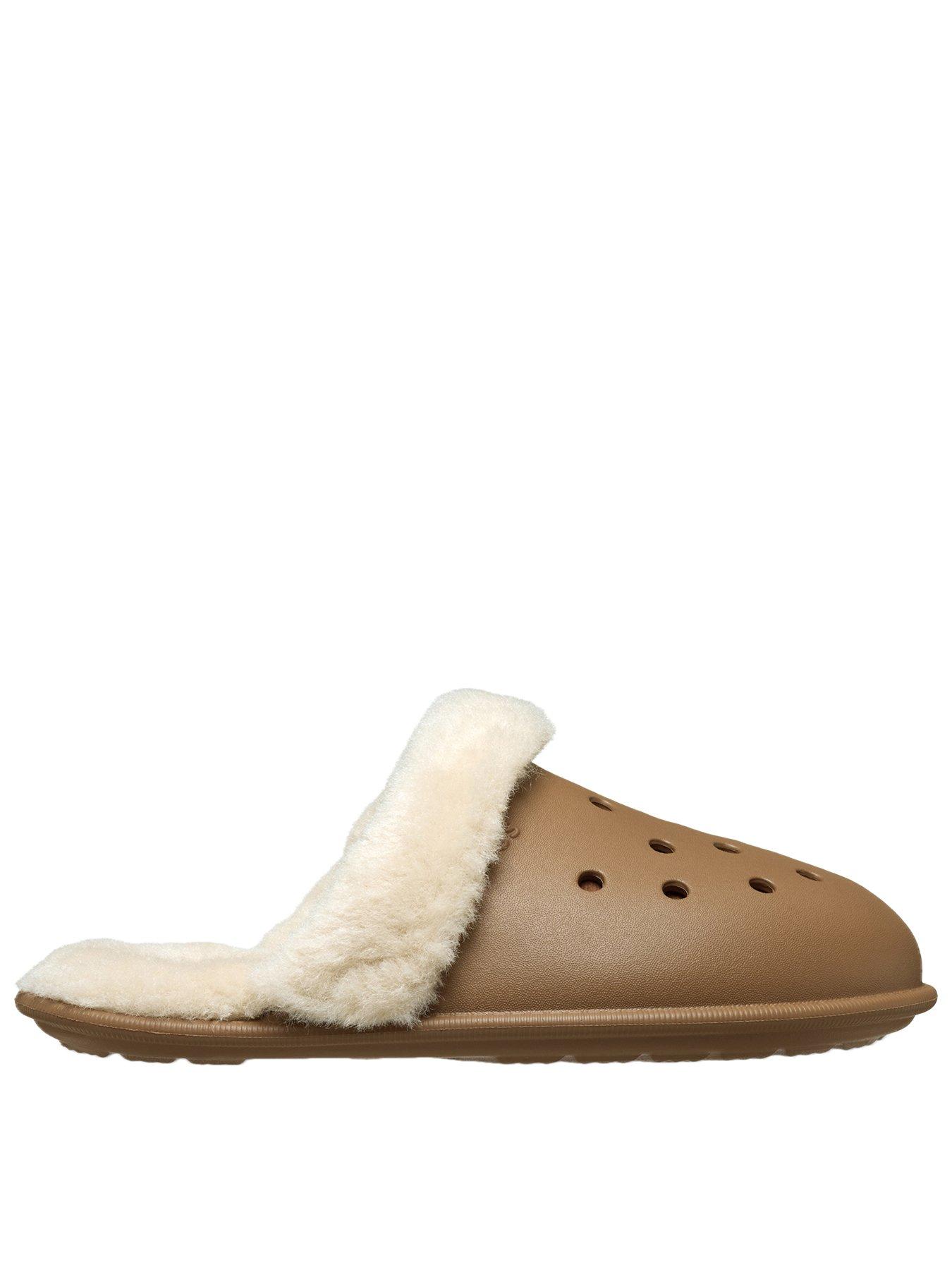 crocs-mens-classic-fuzz-scuff-slipper-brown