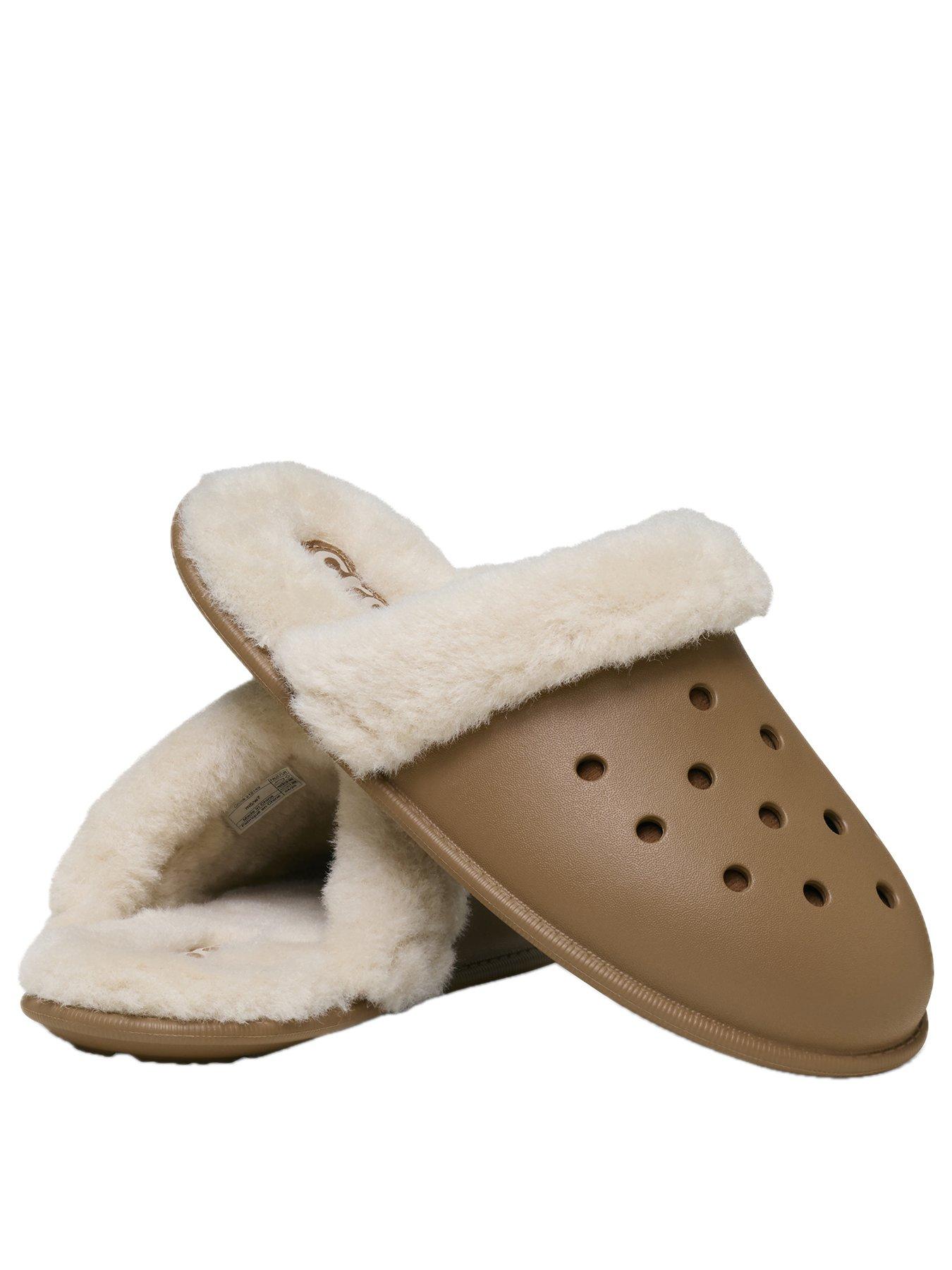 crocs-crocs-mens-classic-fuzz-scuff-slipperstillFront