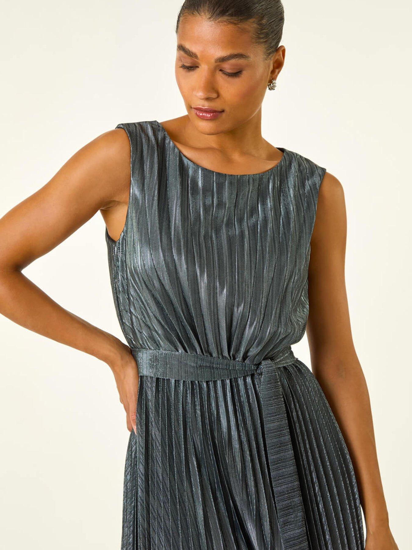 roman-pleated-ombre-midi-dress-silveroutfit