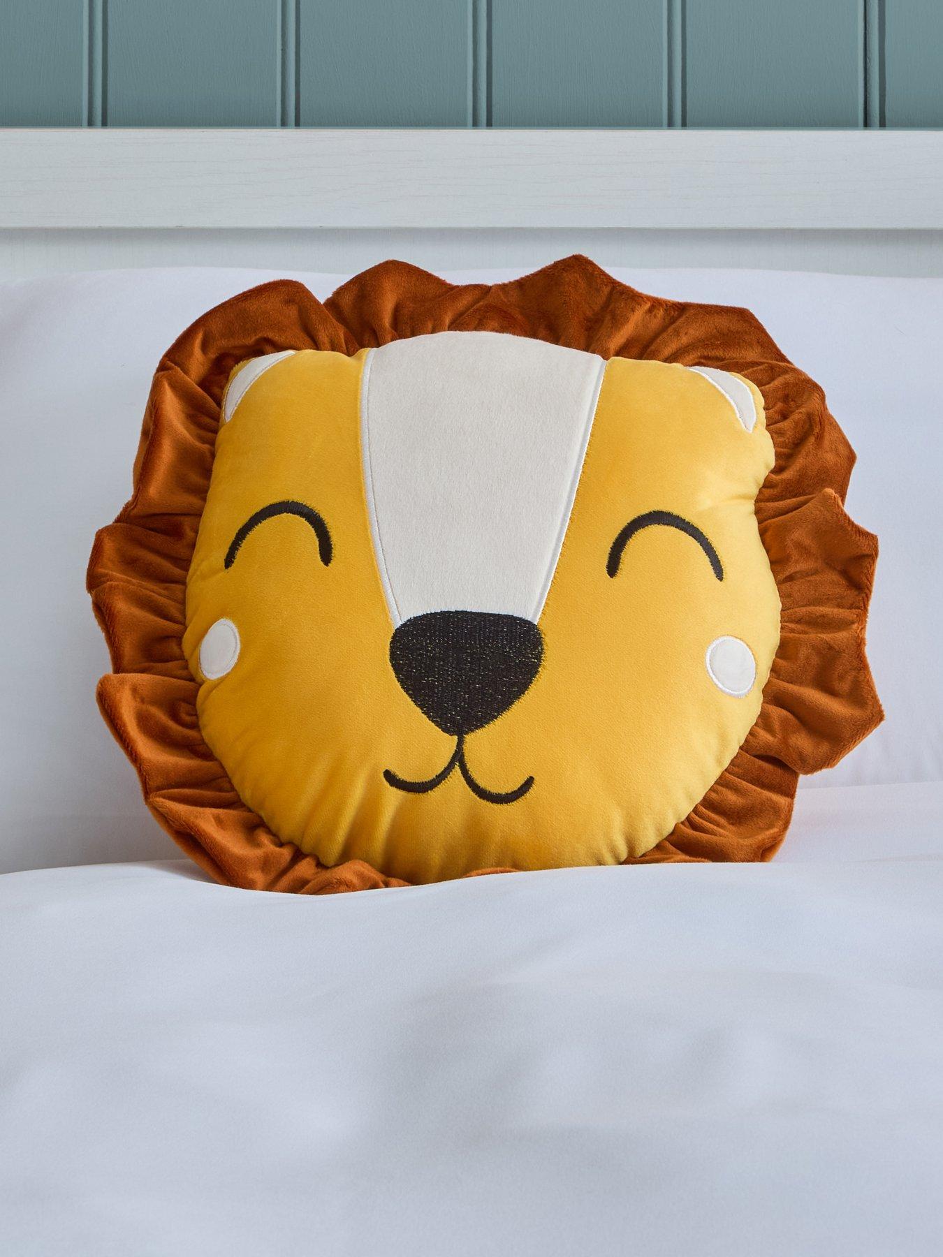 the-very-collection-lion-shaped-cushionfront