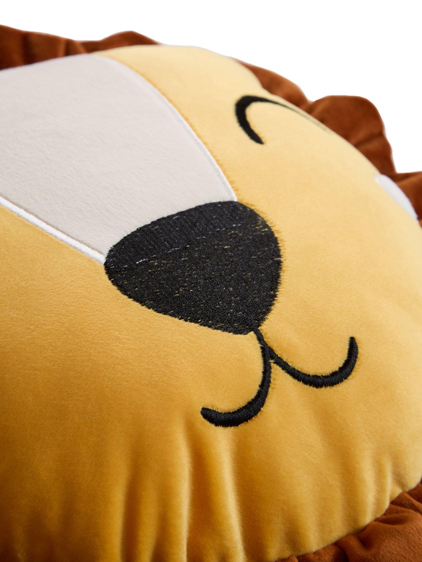 the-very-collection-lion-shaped-cushionback