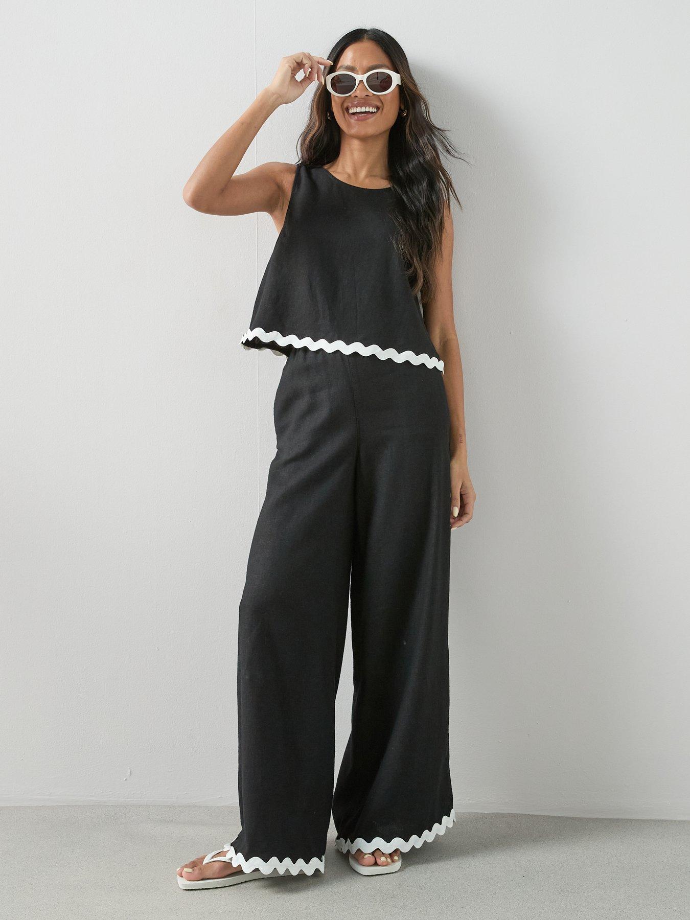 Image 3 of 7 of The Very Collection Linen Blend Rik Rak Trouser Co-Ord - Black