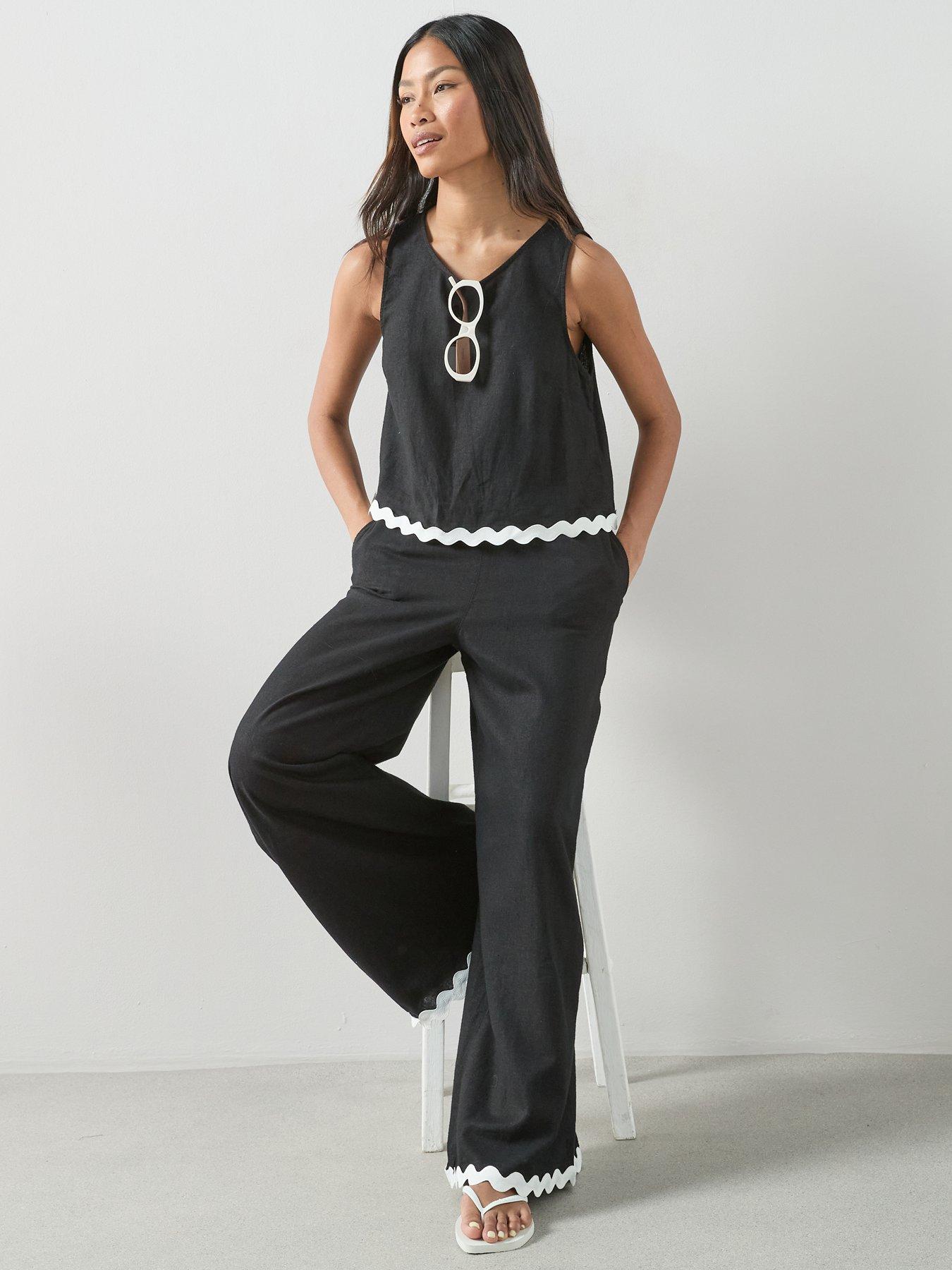 Image 6 of 7 of The Very Collection Linen Blend Rik Rak Trouser Co-Ord - Black