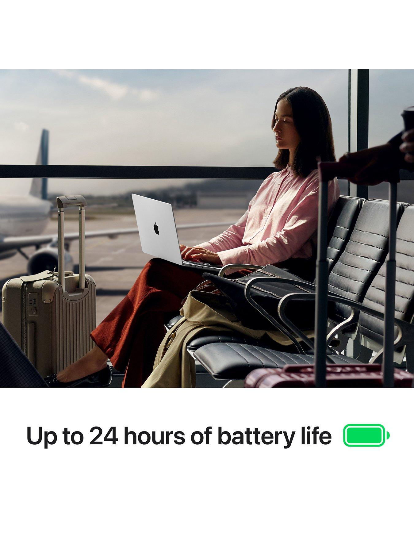 apple-macbook-pro-m5-2025nbsp14-inchnbspwith-10-core-cpu-and-10-core-gpu-16gb-unified-memory-1tb-ssd-space-blackoutfit