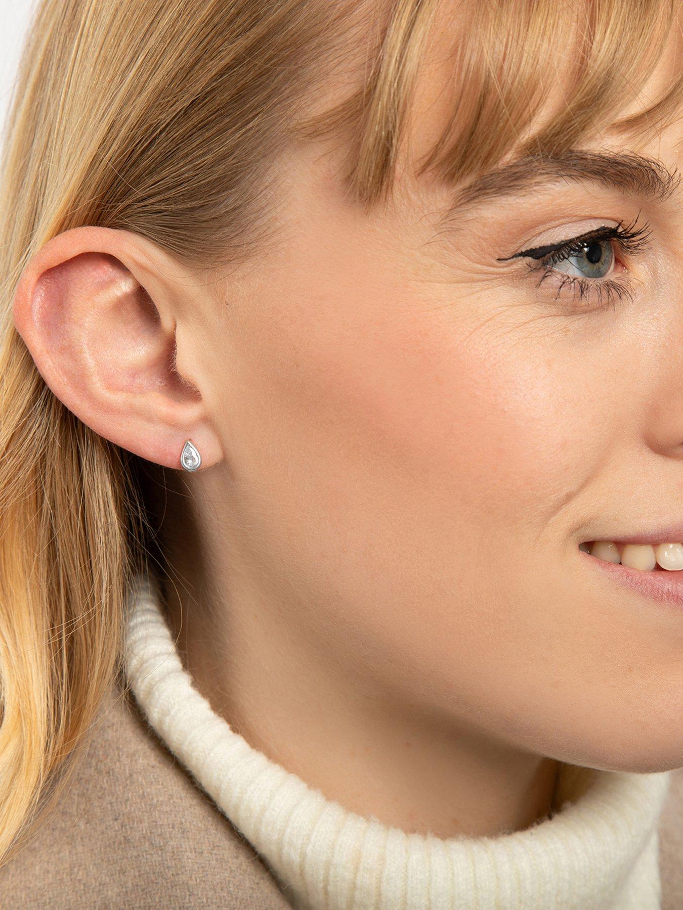 the-love-collection-sterling-silver-4x6mm-cubic-zirconia-tear-shape-earrings-with-bauble-boxstillFront