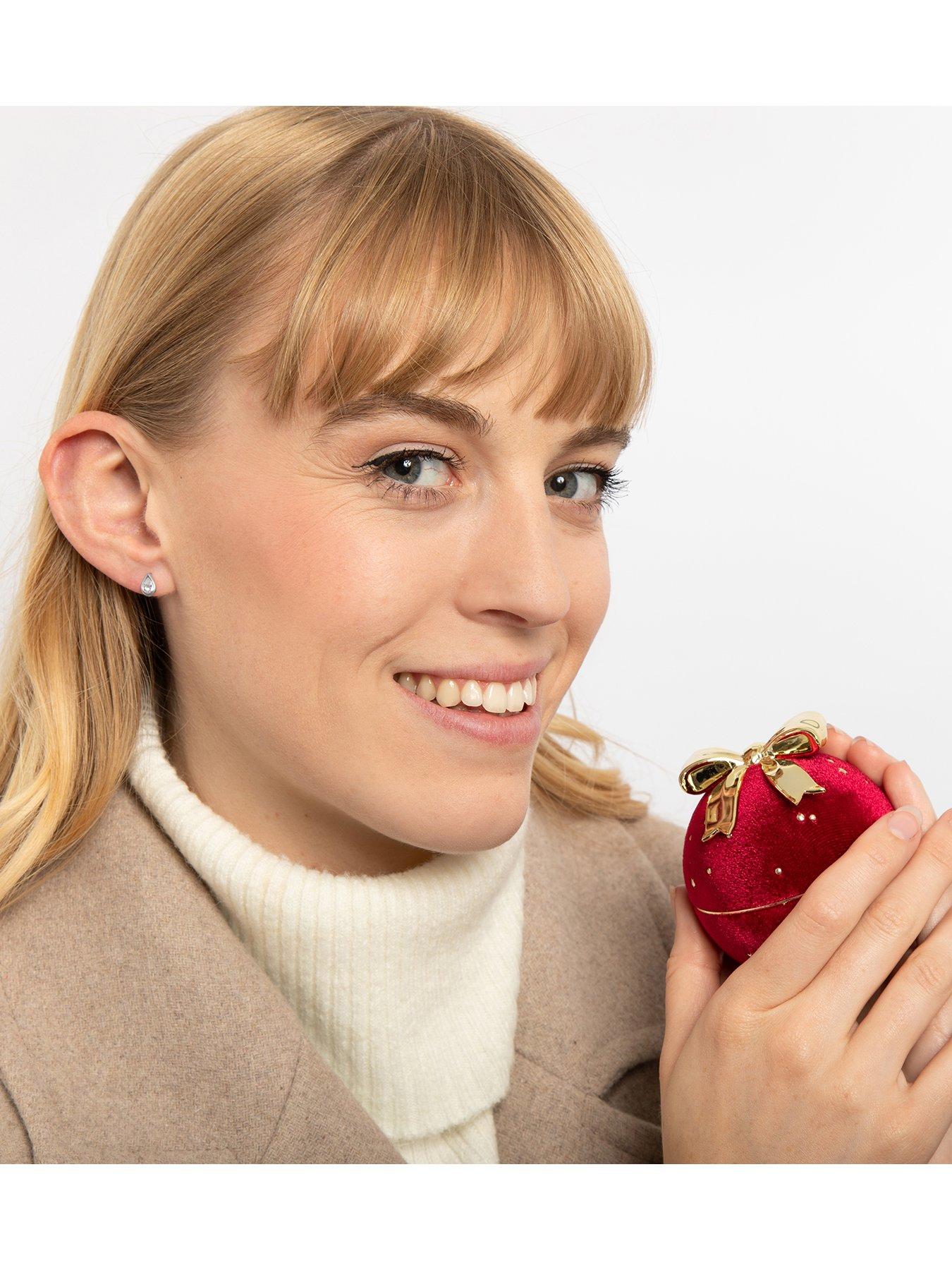 the-love-collection-sterling-silver-4x6mm-cubic-zirconia-tear-shape-earrings-with-bauble-boxoutfit