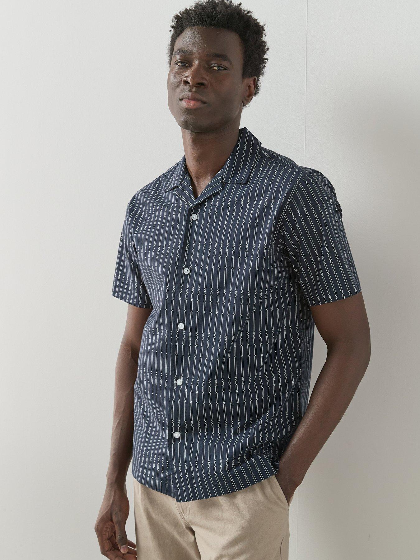 Image 1 of 7 of The Very Collection Printed Short Sleeve Shirt With Stretch - Navy