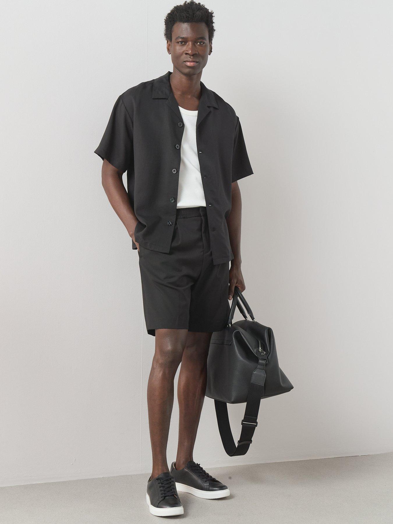 the-very-collection-pleated-shorts-blackback