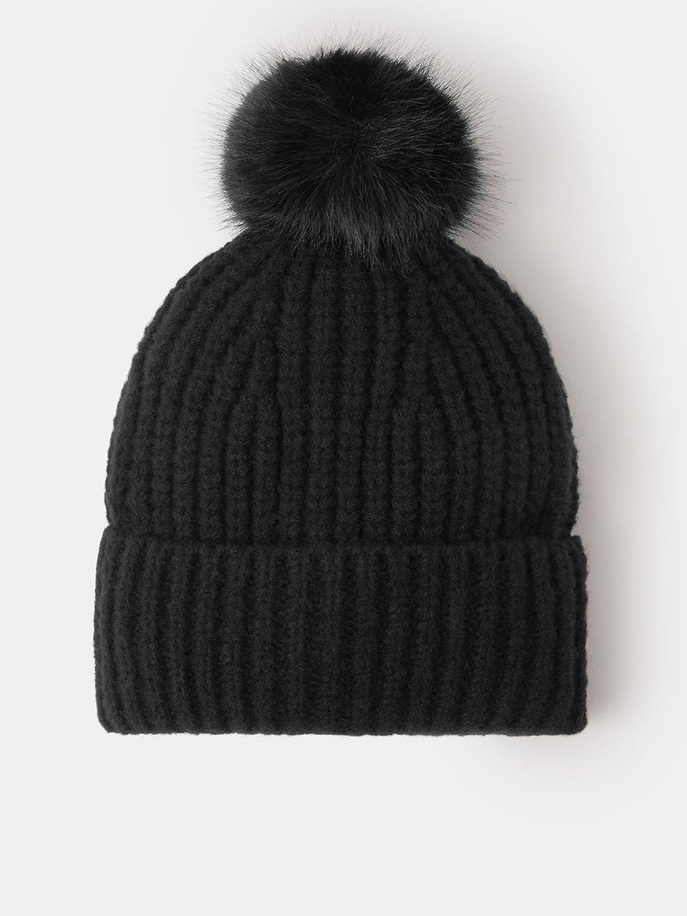 accessorize-polly-pom-beanie-black