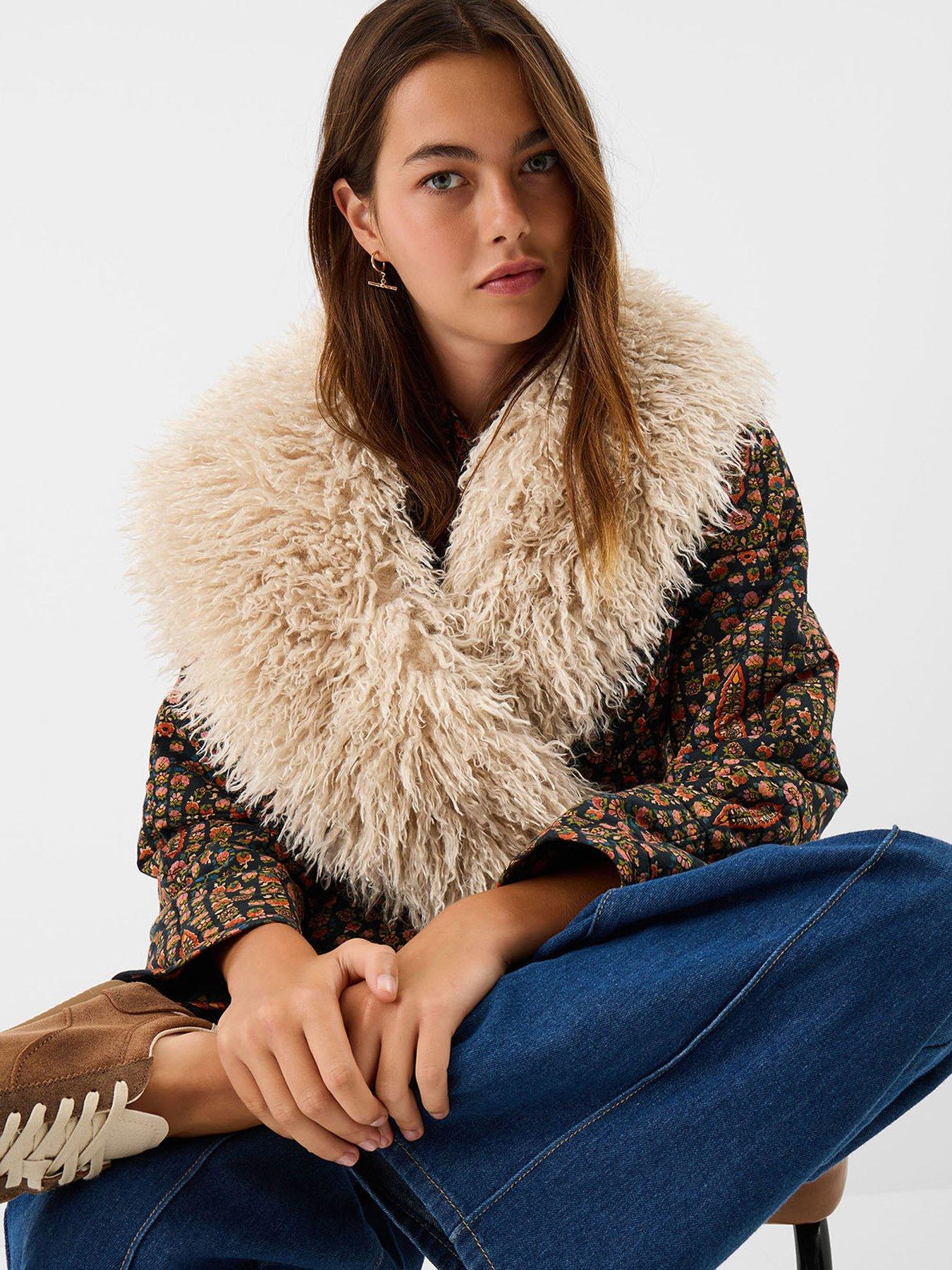 accessorize-mongolian-fur-tippet-scarf-whitestillFront