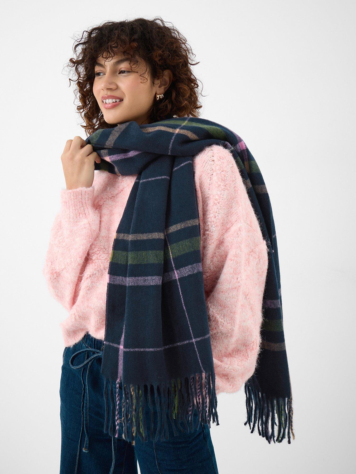Image 2 of 3 of Accessorize Onyx Check Blanket - Blue