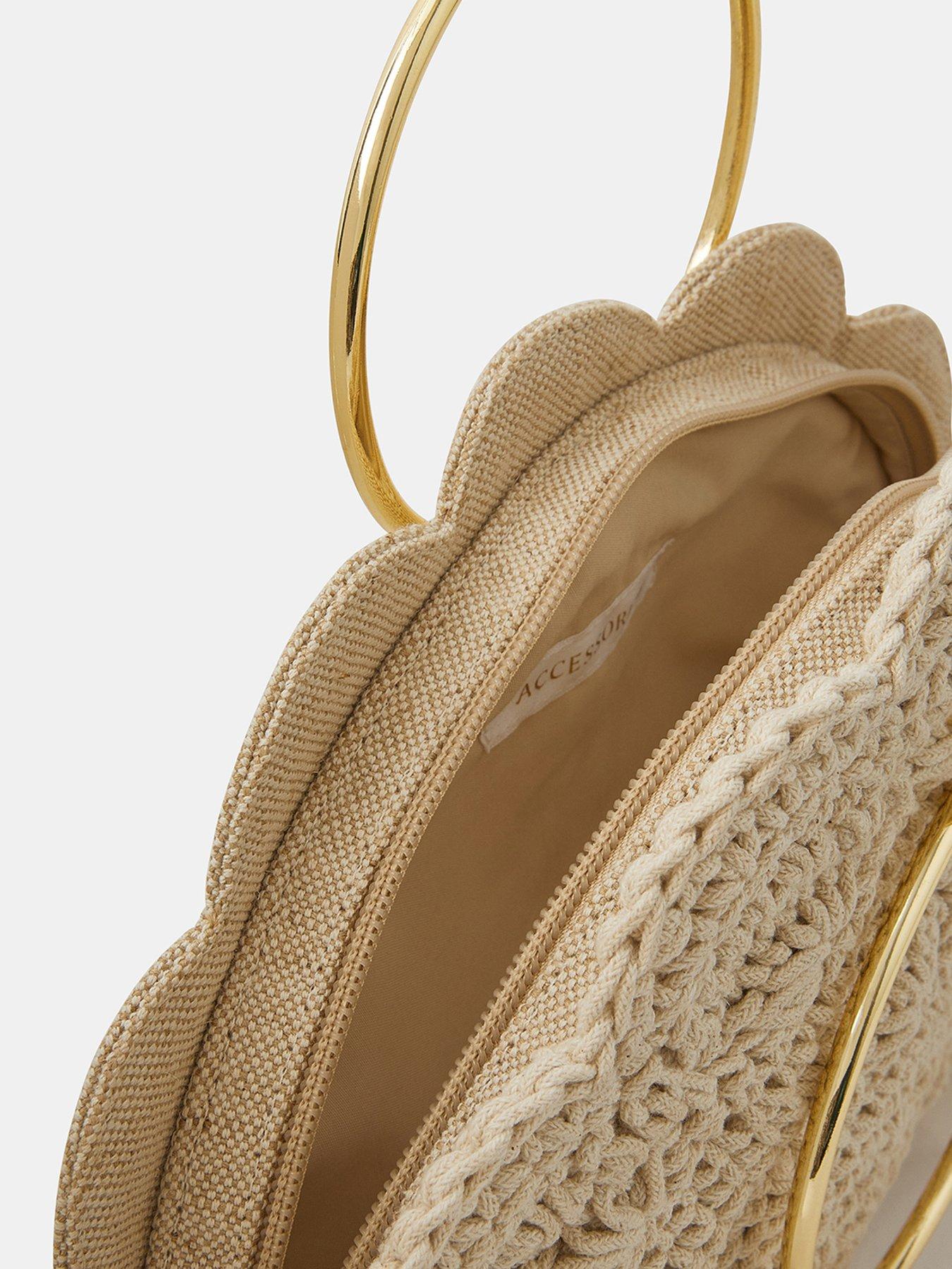 accessorize-scallop-ring-handheld-bag-creamdetail