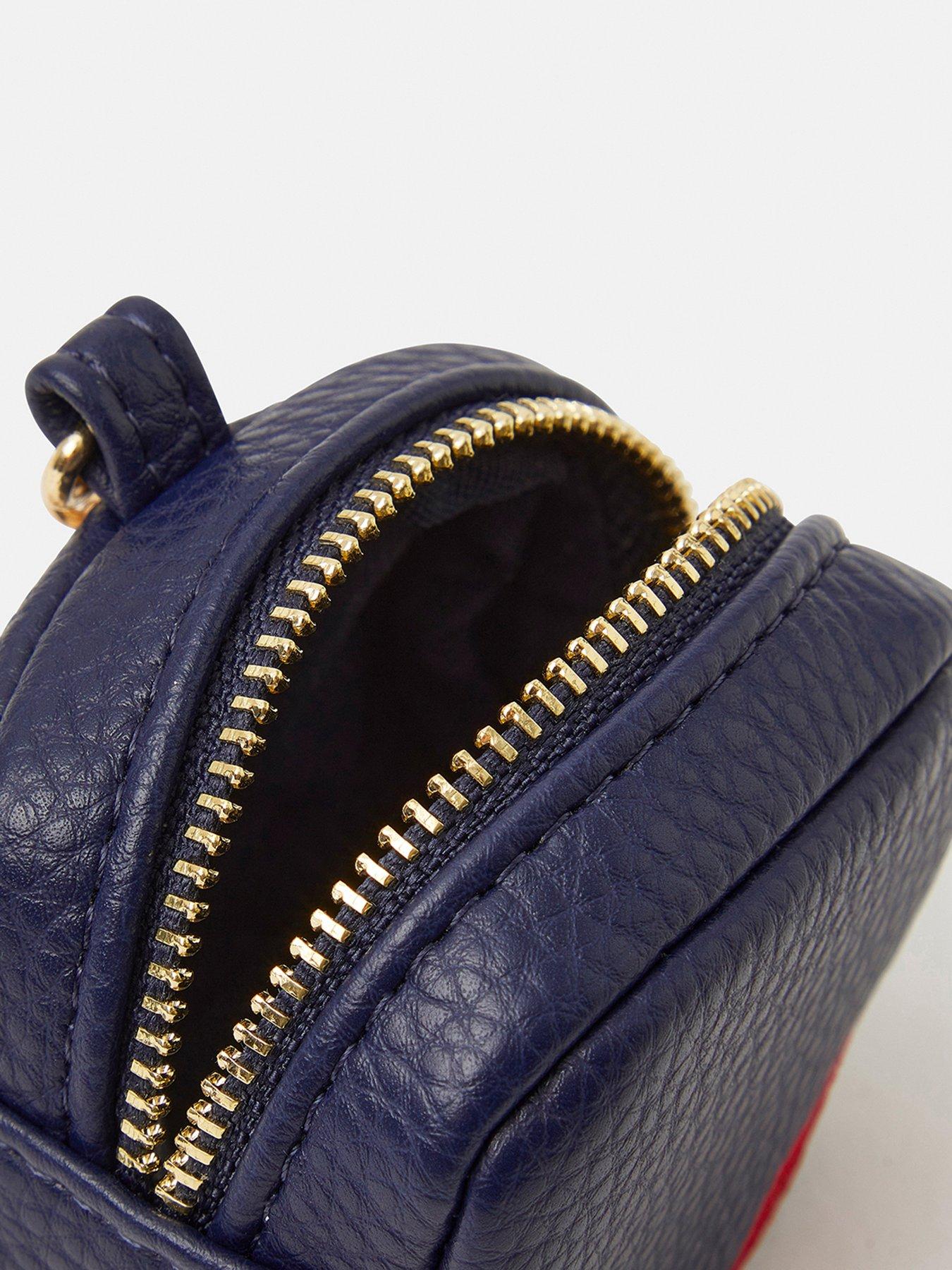 Image 3 of 3 of Accessorize Kiss Airpod Case Keyring - Blue