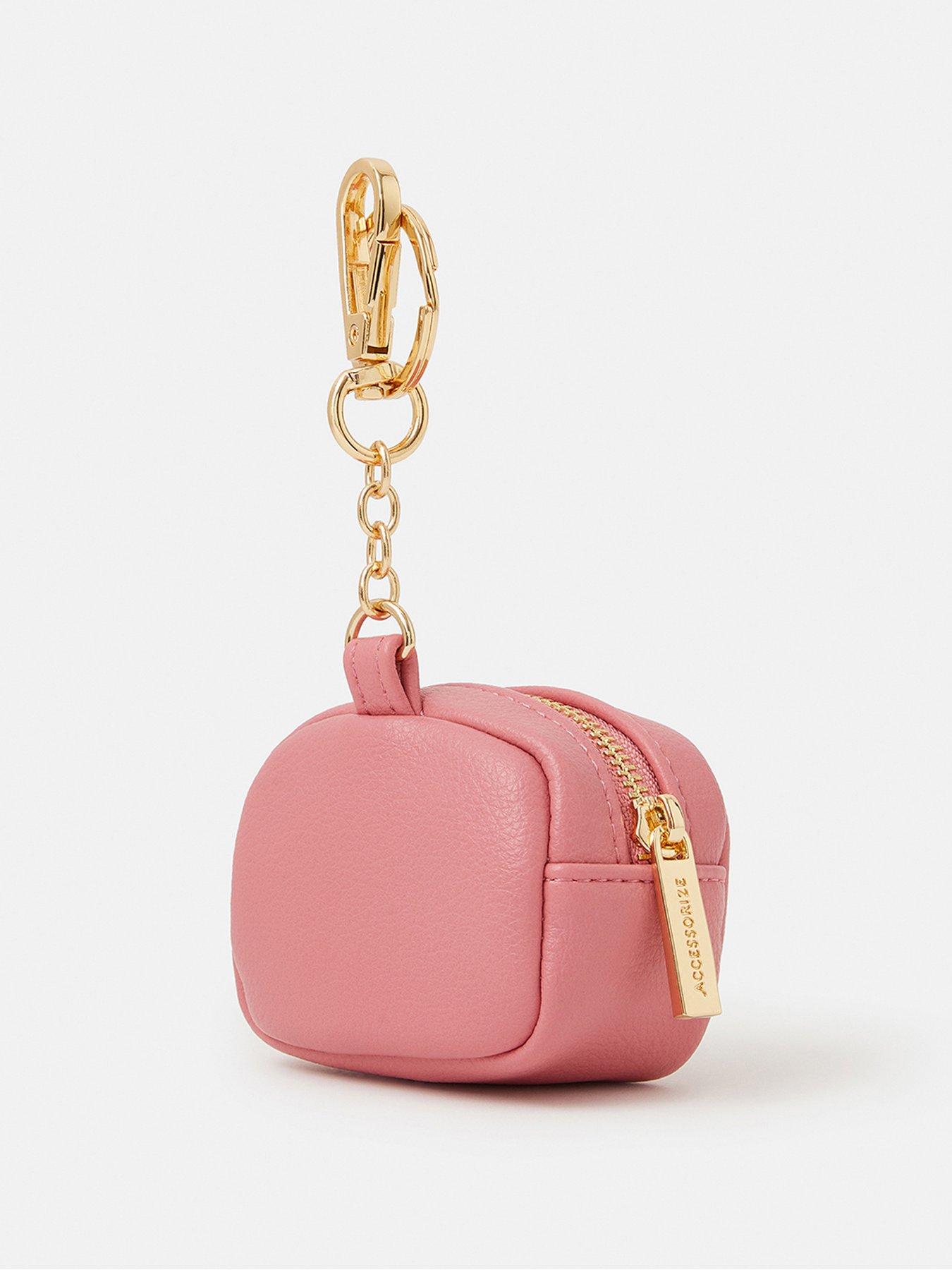 accessorize-heart-airpod-case-pinkback