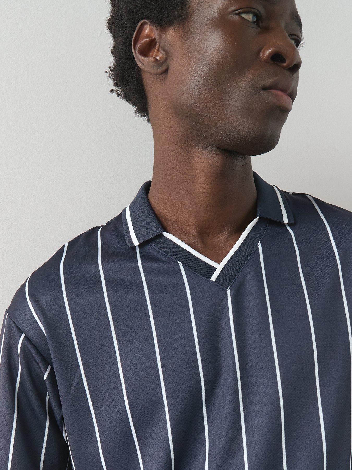 the-very-collection-stripe-collared-football-jersey-navyoutfit