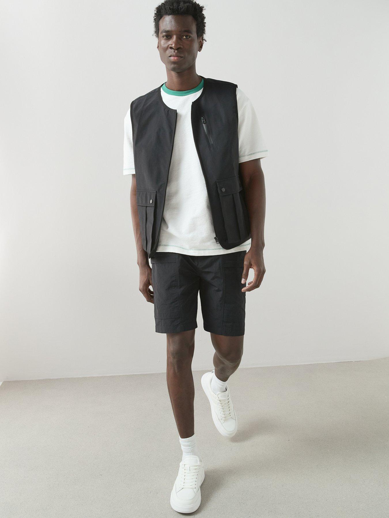 The Very Collection Tech Double Pocket Cargo Shorts - Black