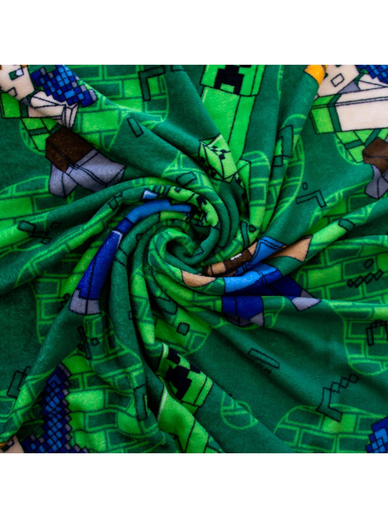 minecraft-minecraft-levels-fleece-blanketdetail