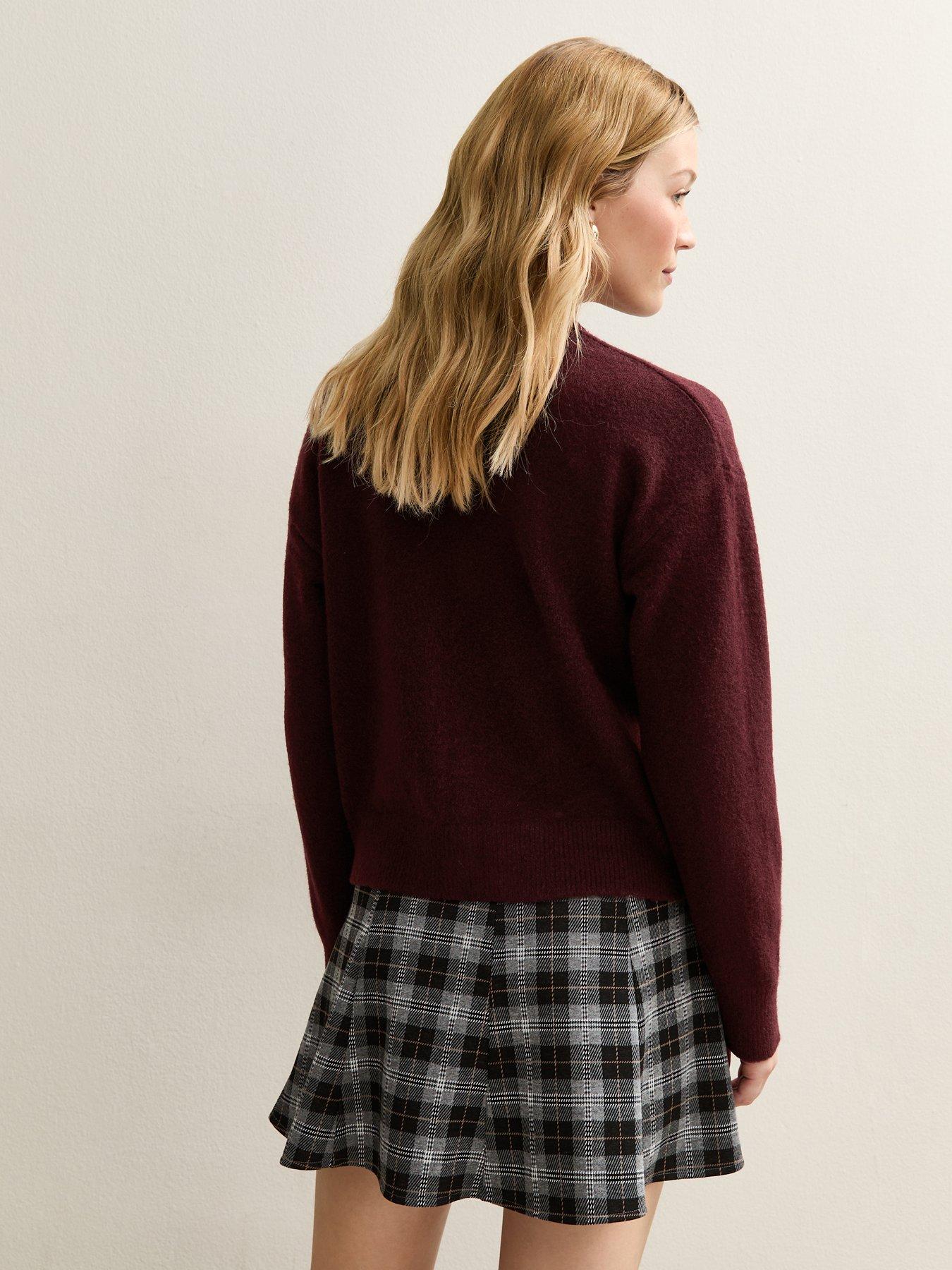 new-look-burgundy-crew-neck-knit-cardiganstillFront