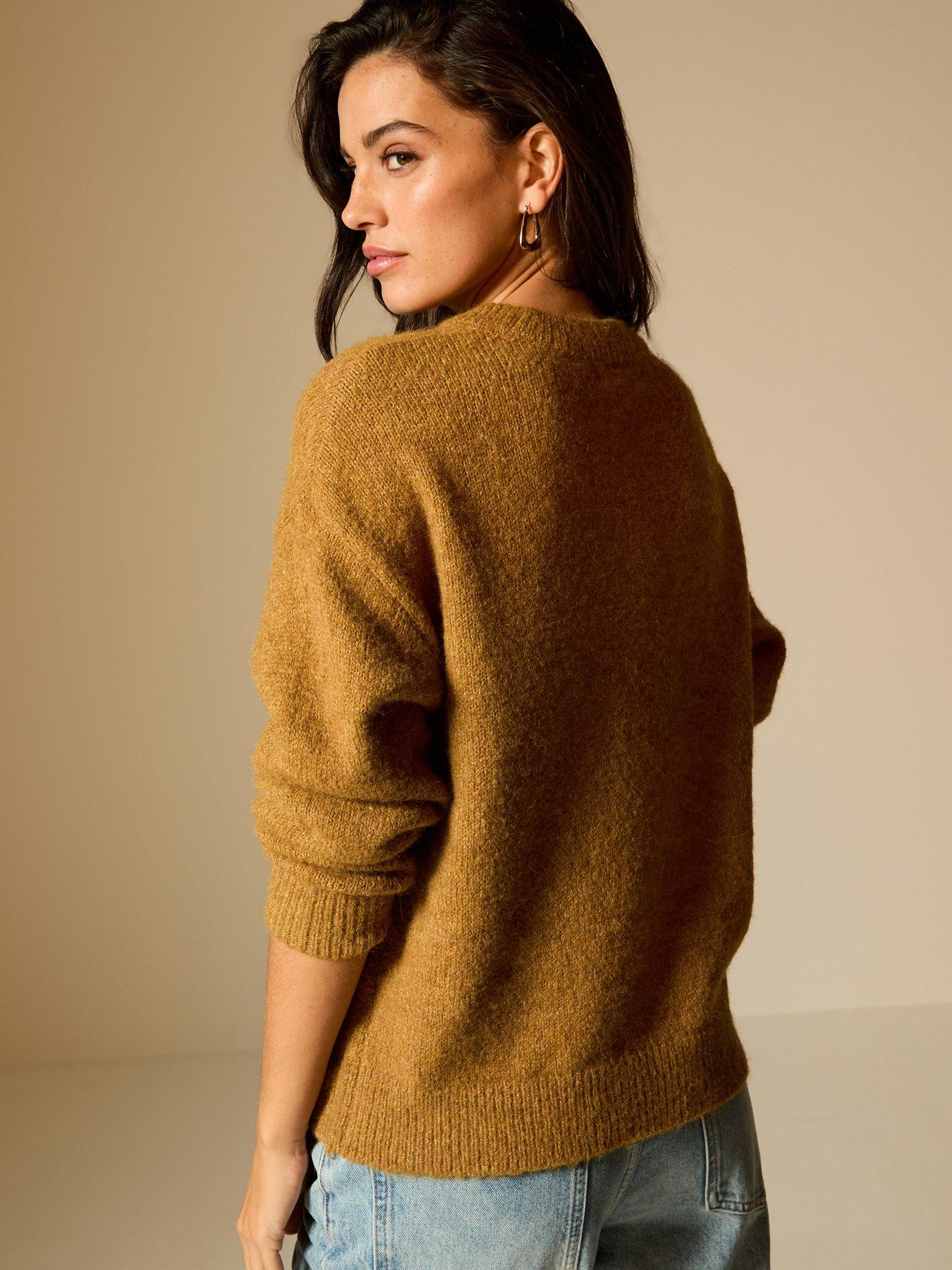 new-look-crew-neck-oversized-textured-knit-jumper-dark-yellowoutfit
