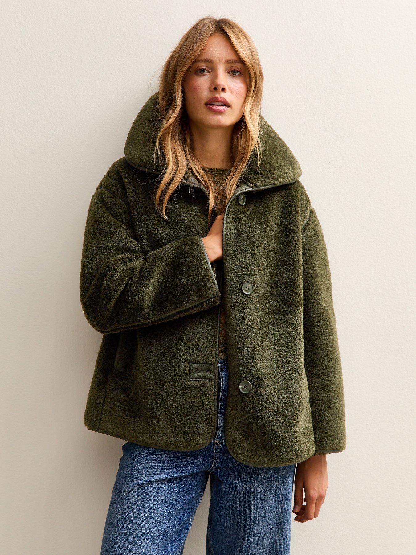 new-look-dark-green-faux-fur-bonded-jacket