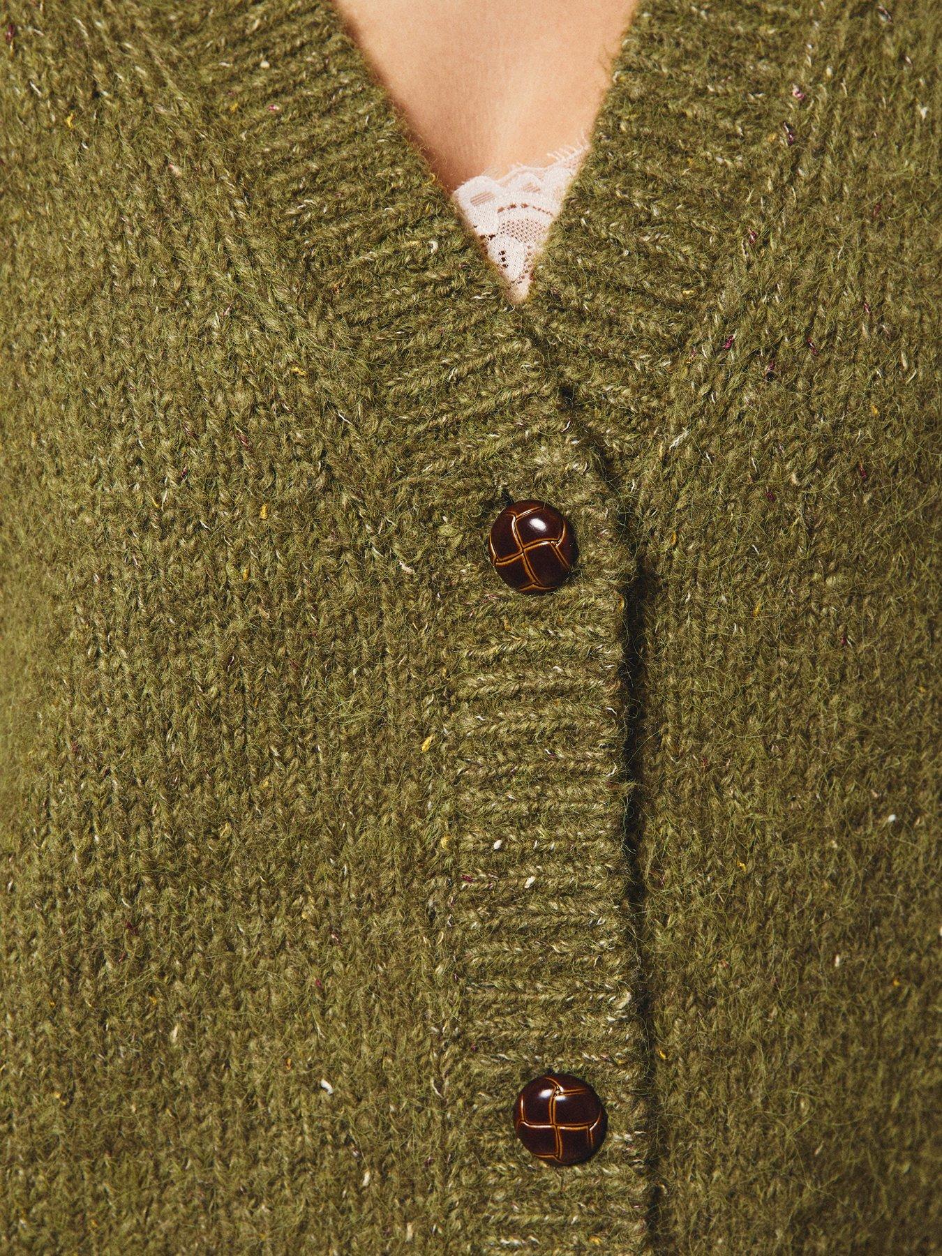 new-look-light-khaki-chunky-raglan-v-neck-cardigandetail