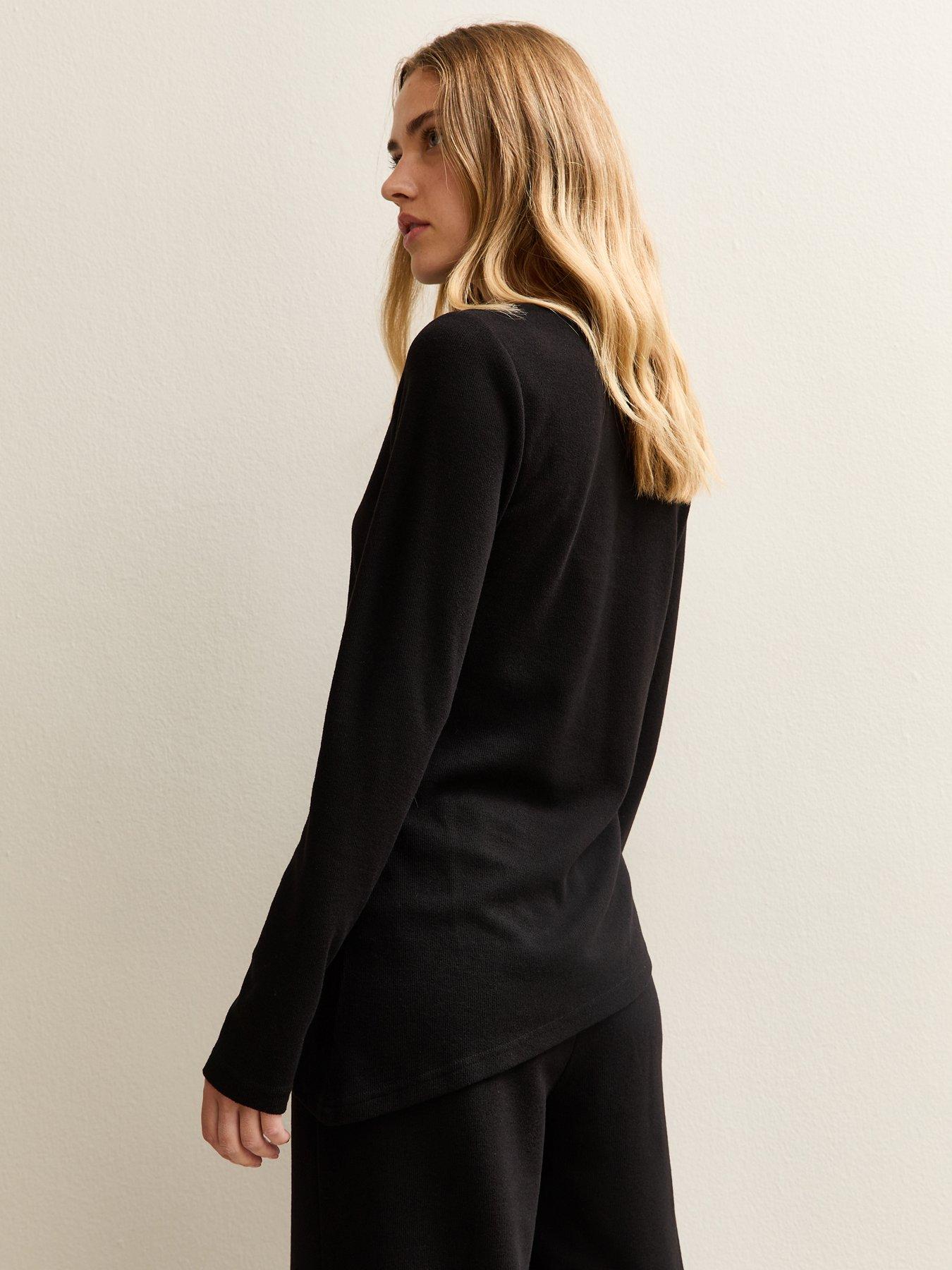 Image 2 of 5 of New Look Black Soft Touch Brooch Trim Top