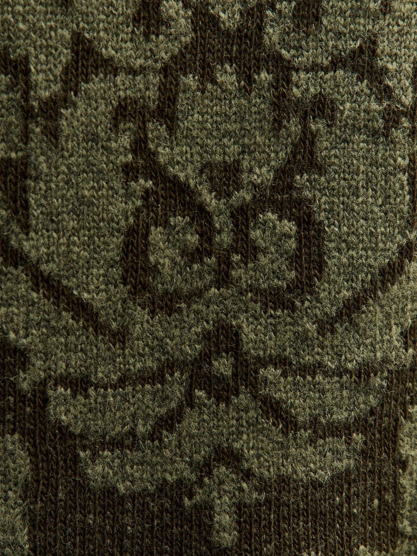 new-look-baroque-crew-neck-jumper-greendetail