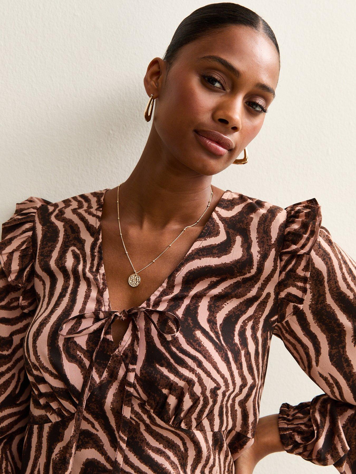 new-look-zoe-zebra-ruffle-tea-blouse-browndetail