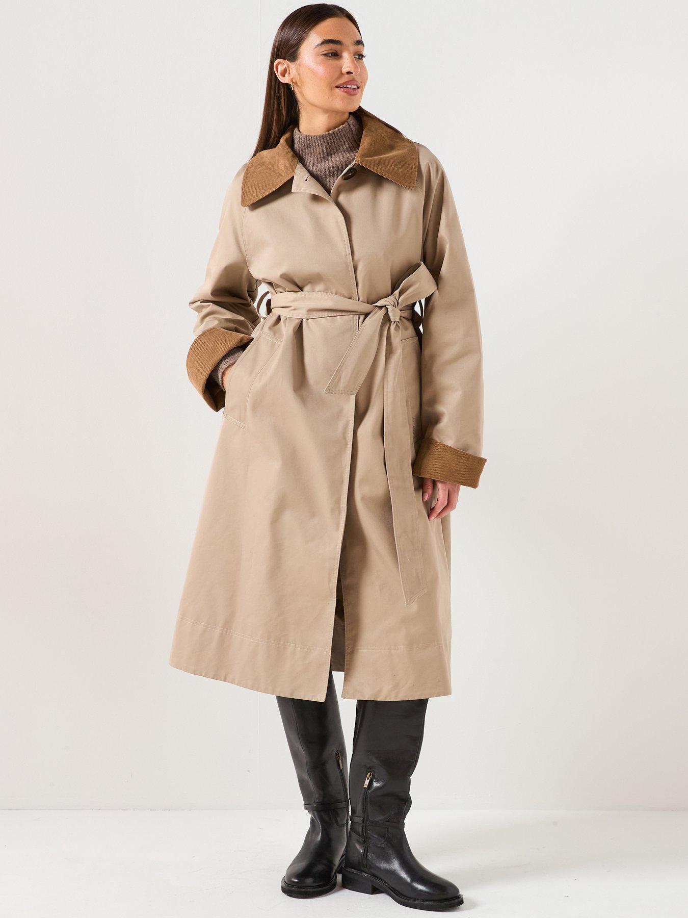barbour-reagan-showerproof-jacket-beige