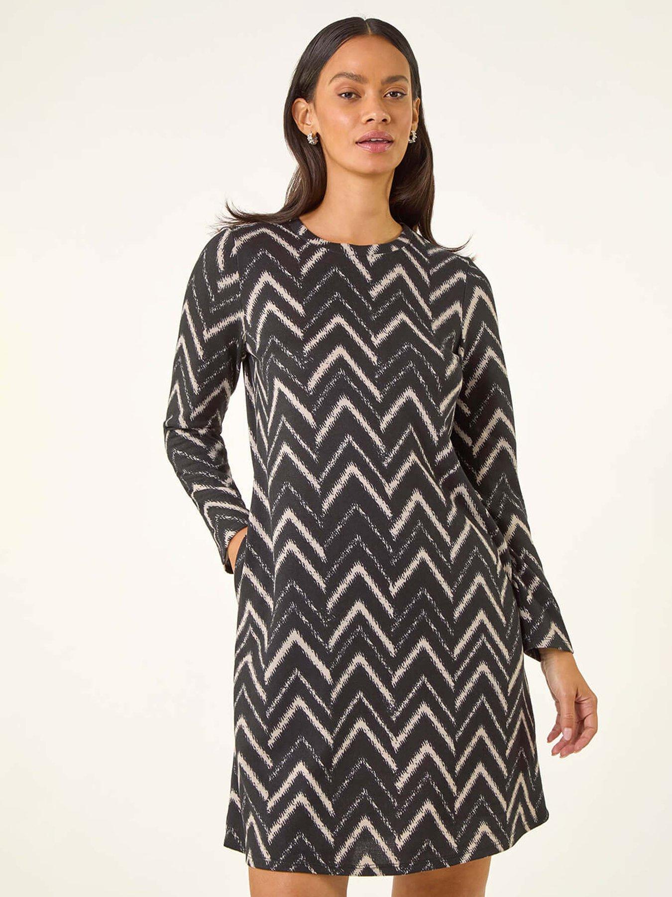 Image 4 of 5 of Roman Dusk Stripe Swing Stretch Dress - Black