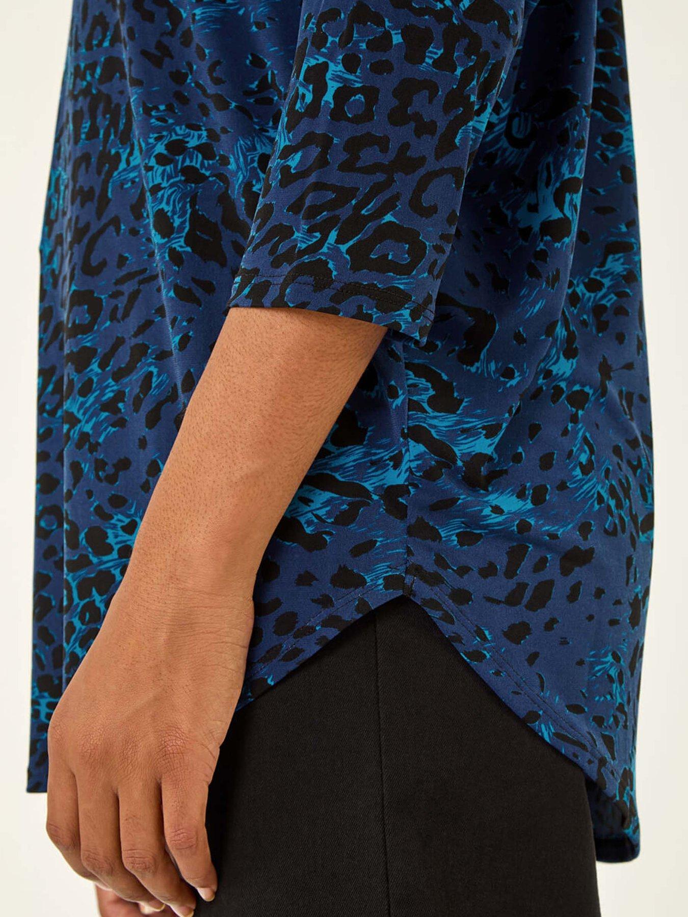 roman-animal-print-stretch-top-bluedetail