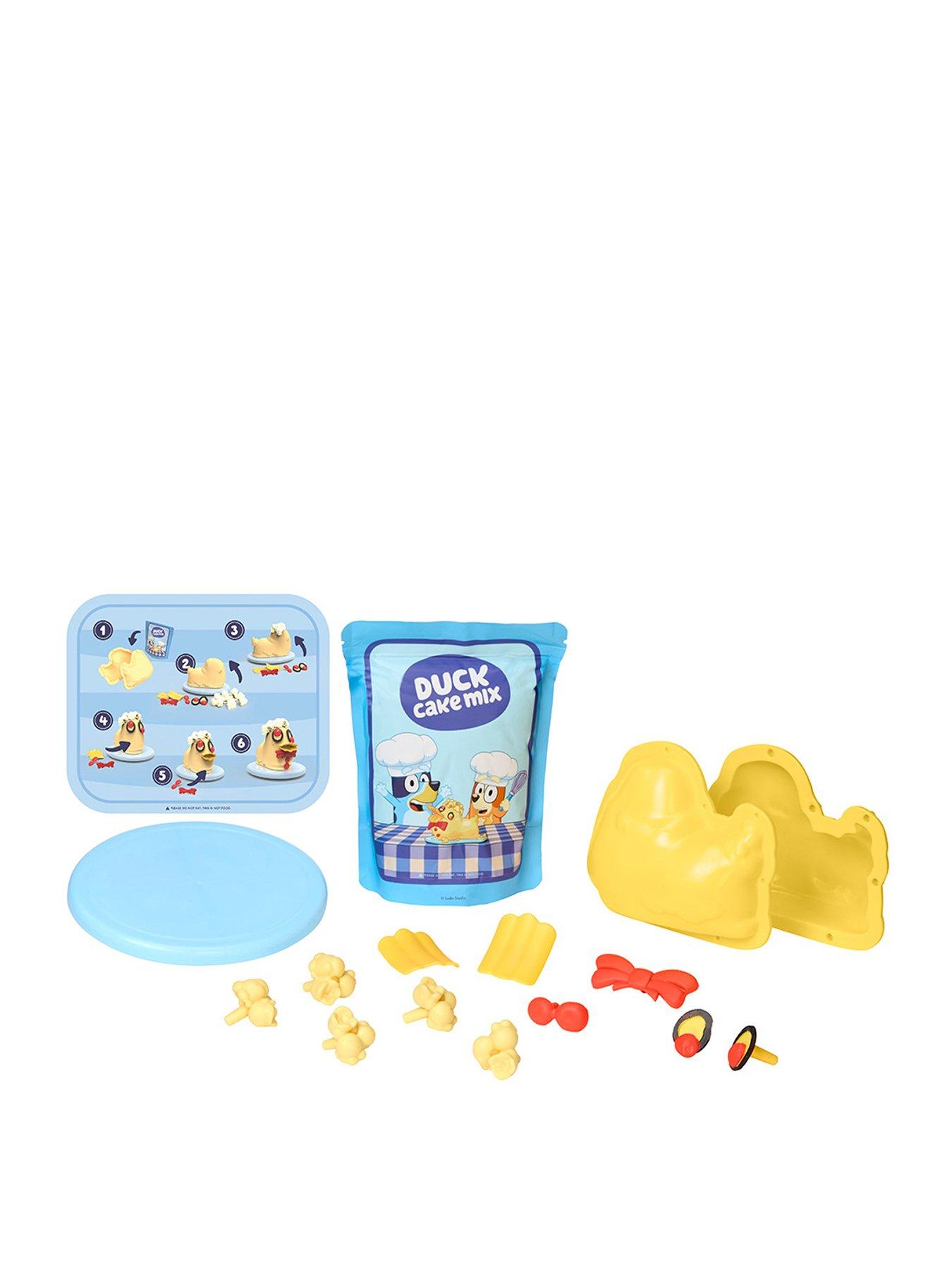 little-tikes-creative-chefs-bluey-duck-cake-kit