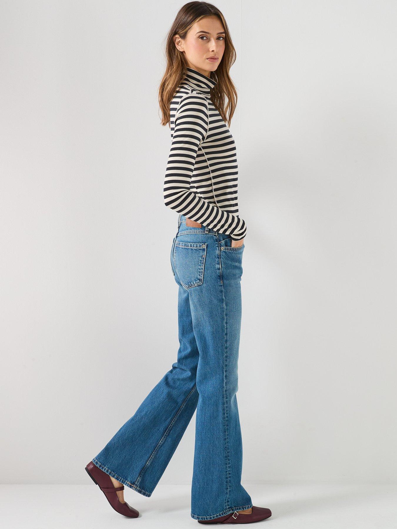 Image 5 of 6 of FREE PEOPLE West Coast Relaxed Flare Jeans - Blue