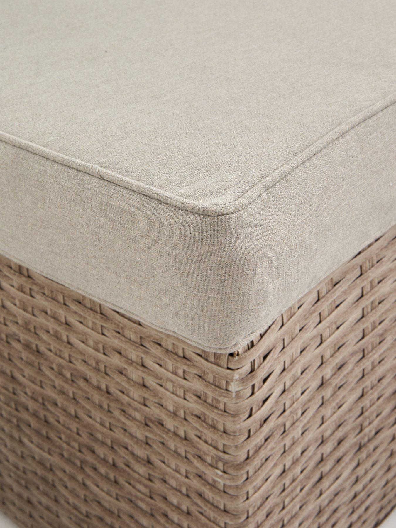 Image 6 of 6 of The Very Collection Toledo Sofa