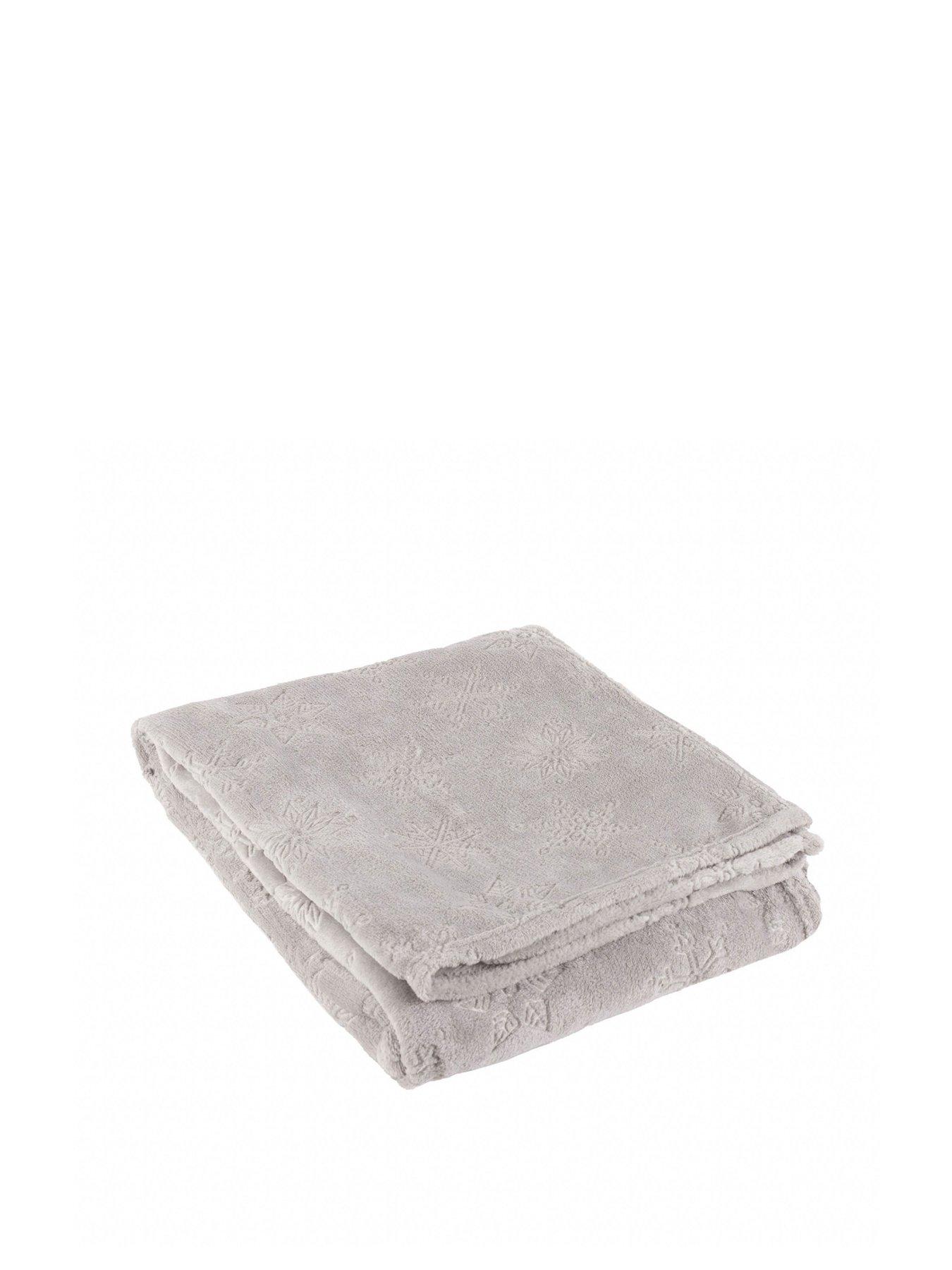 Image 2 of 6 of Furn Snowflakes 140x180 Throw Grey