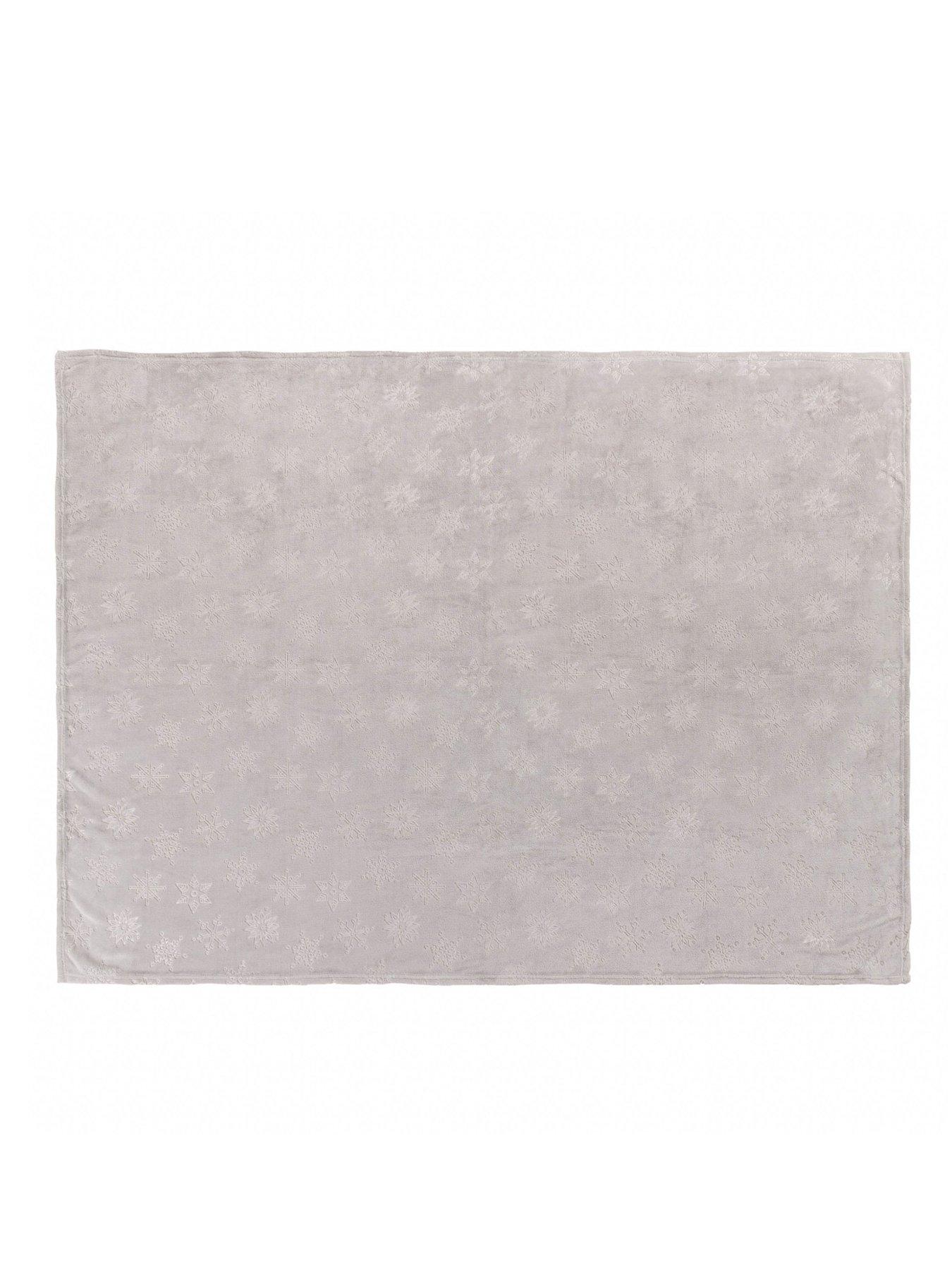 Image 3 of 6 of Furn Snowflakes 140x180 Throw Grey
